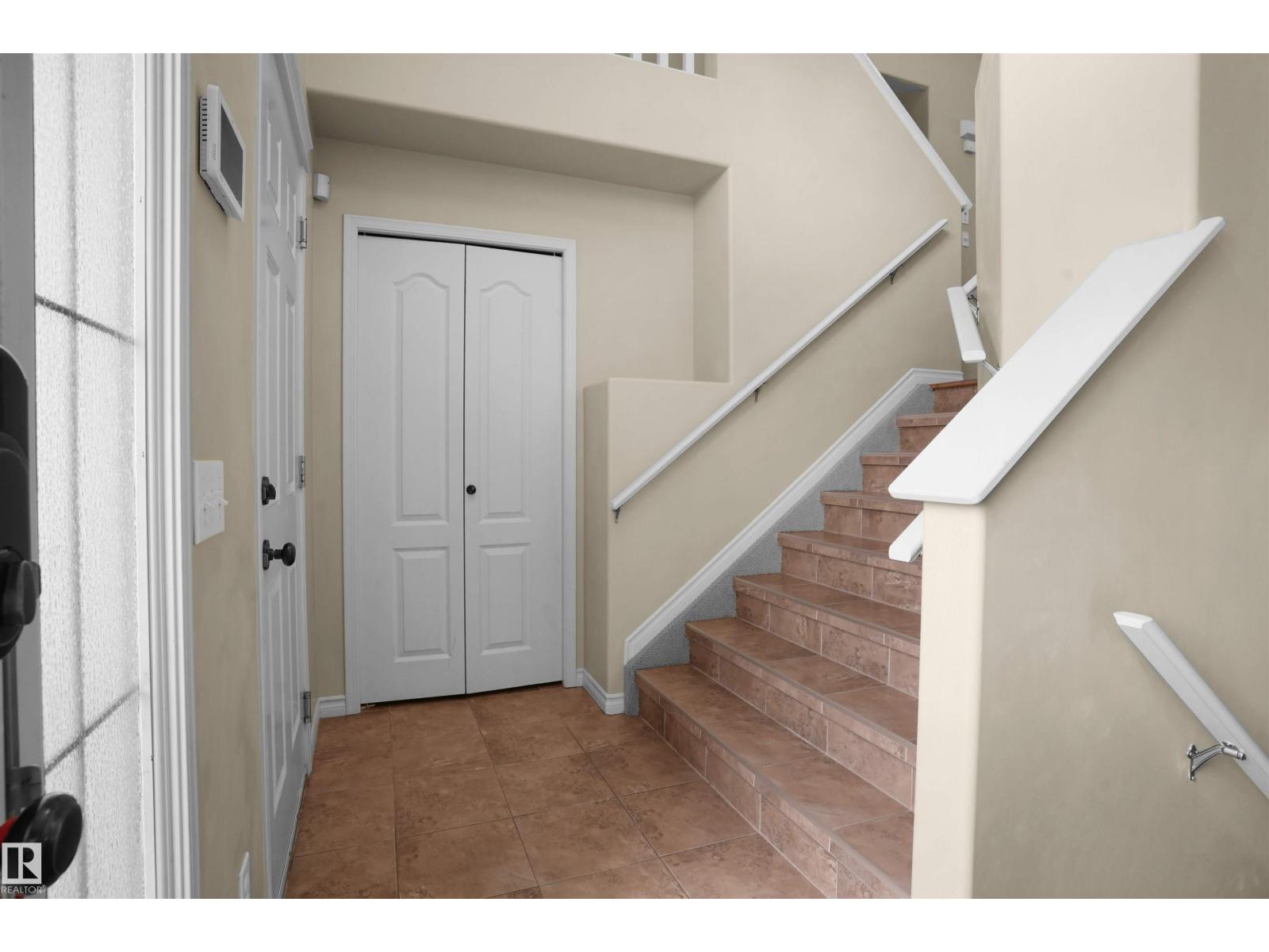 3812 163 Av Nw, Edmonton, Alberta  T5Y 0G6 - Photo 17 - E4458427