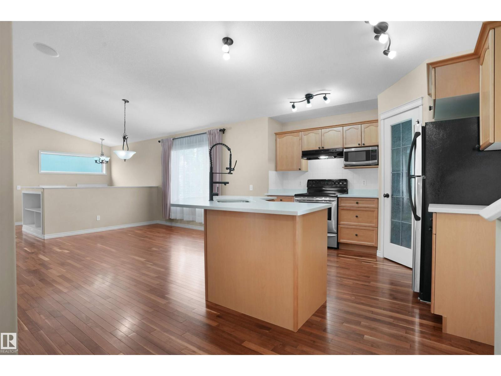 3812 163 Av Nw, Edmonton, Alberta  T5Y 0G6 - Photo 20 - E4458427