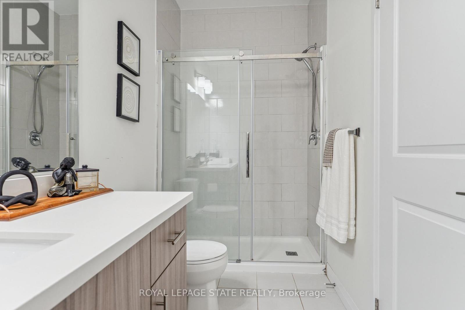 18 South Coast Circle, Fort Erie (Crystal Beach), Ontario  L0S 1B0 - Photo 19 - X12413636
