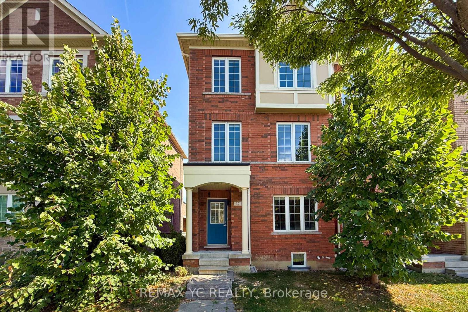 37 Torah Gate, Vaughan (Patterson), Ontario  L6A 4Y4 - Photo 31 - N12412810