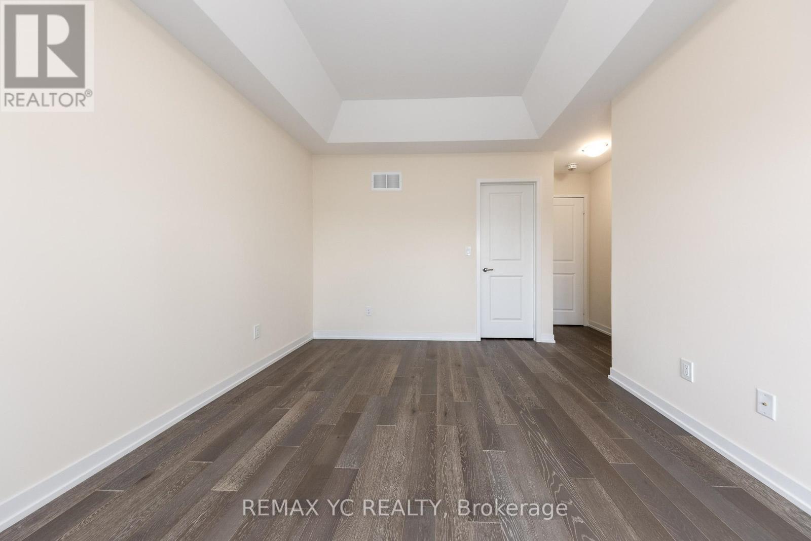 37 Torah Gate, Vaughan (Patterson), Ontario  L6A 4Y4 - Photo 19 - N12412810