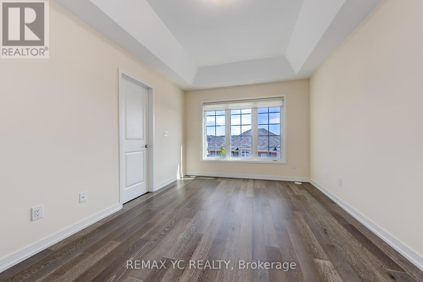 37 Torah Gate, Vaughan (Patterson), Ontario  L6A 4Y4 - Photo 18 - N12412810