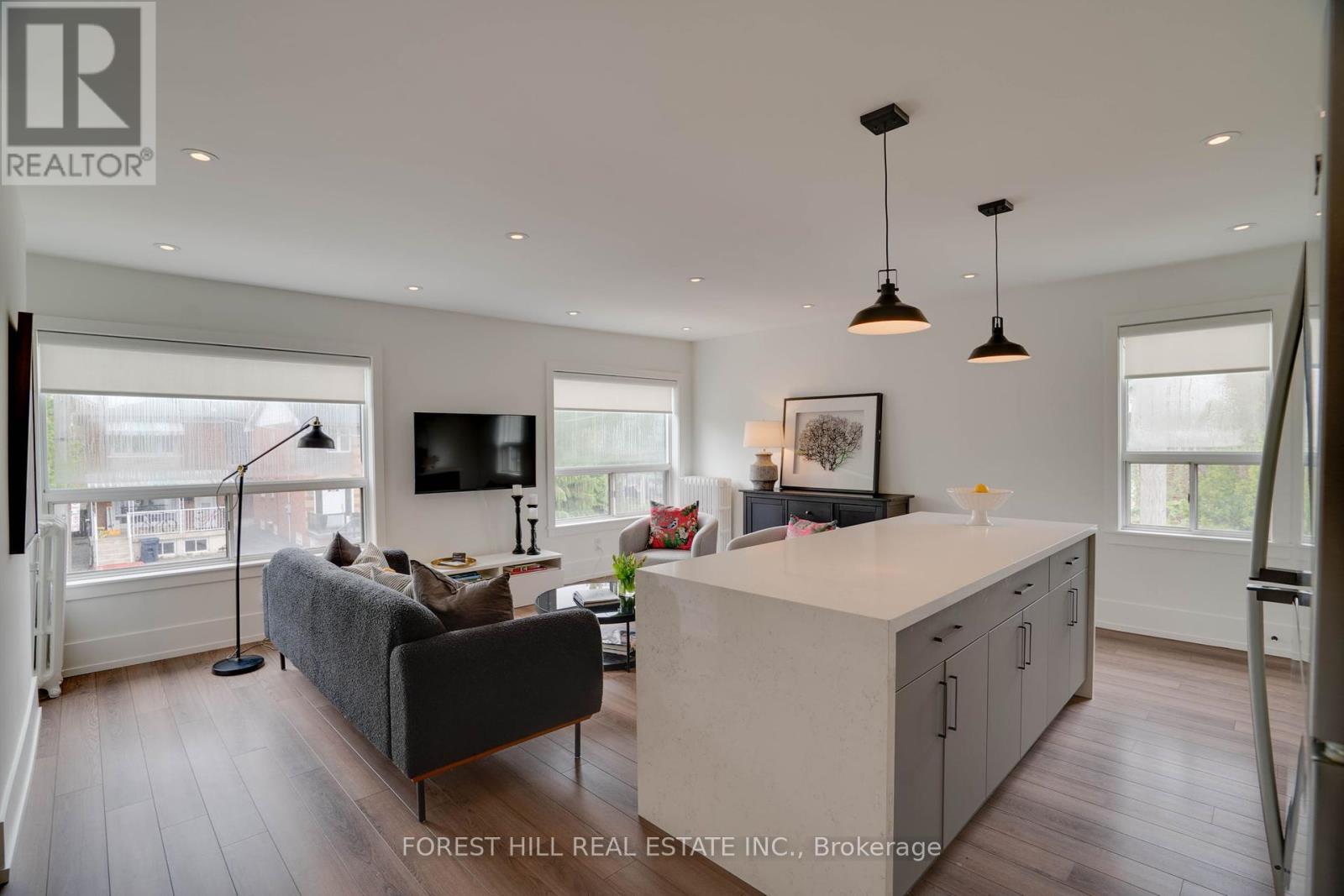 134 Tyrrel Avenue, Toronto (Wychwood), Ontario  M6G 2G5 - Photo 22 - C12413684