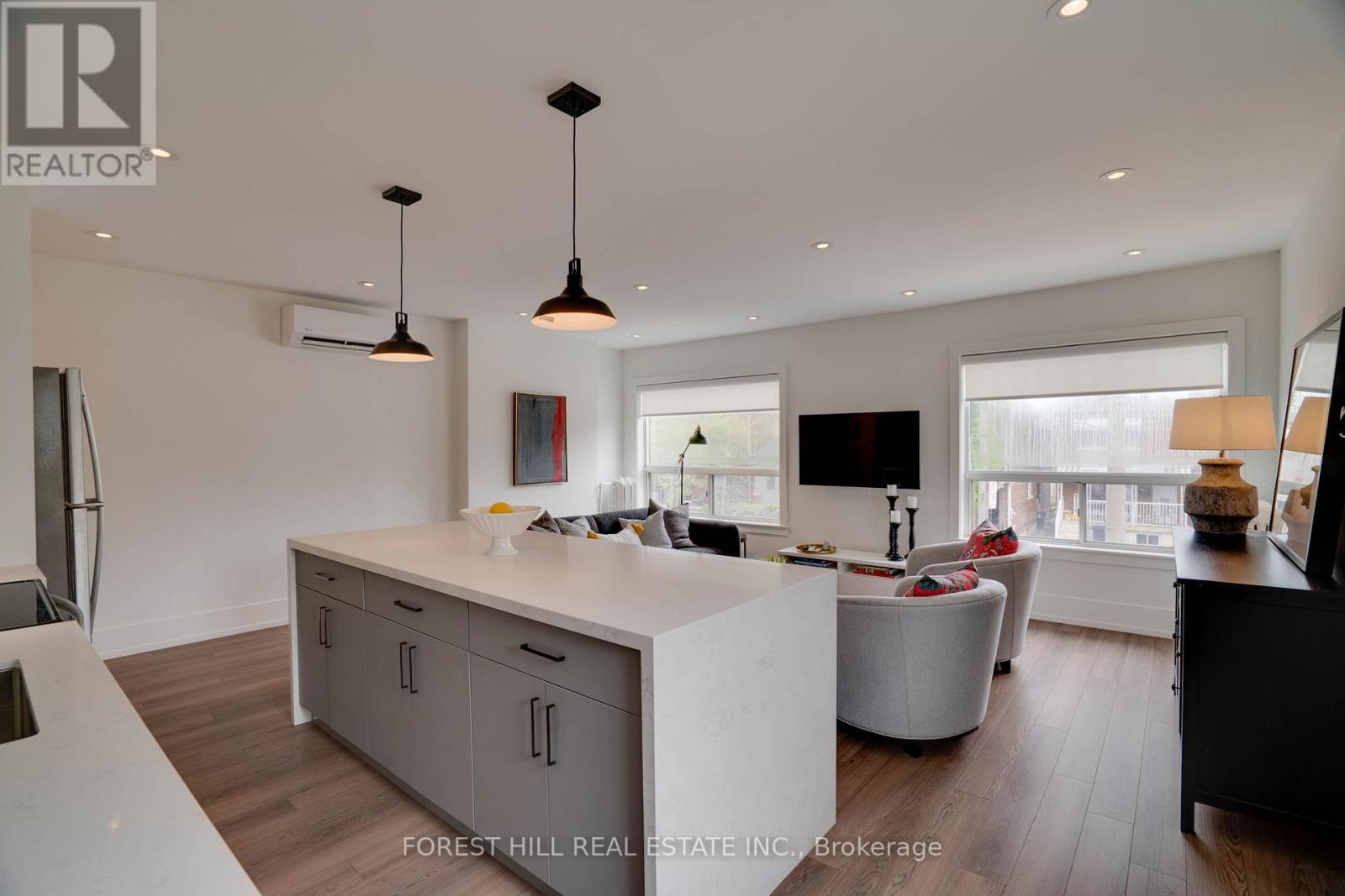 134 Tyrrel Avenue, Toronto (Wychwood), Ontario  M6G 2G5 - Photo 24 - C12413684
