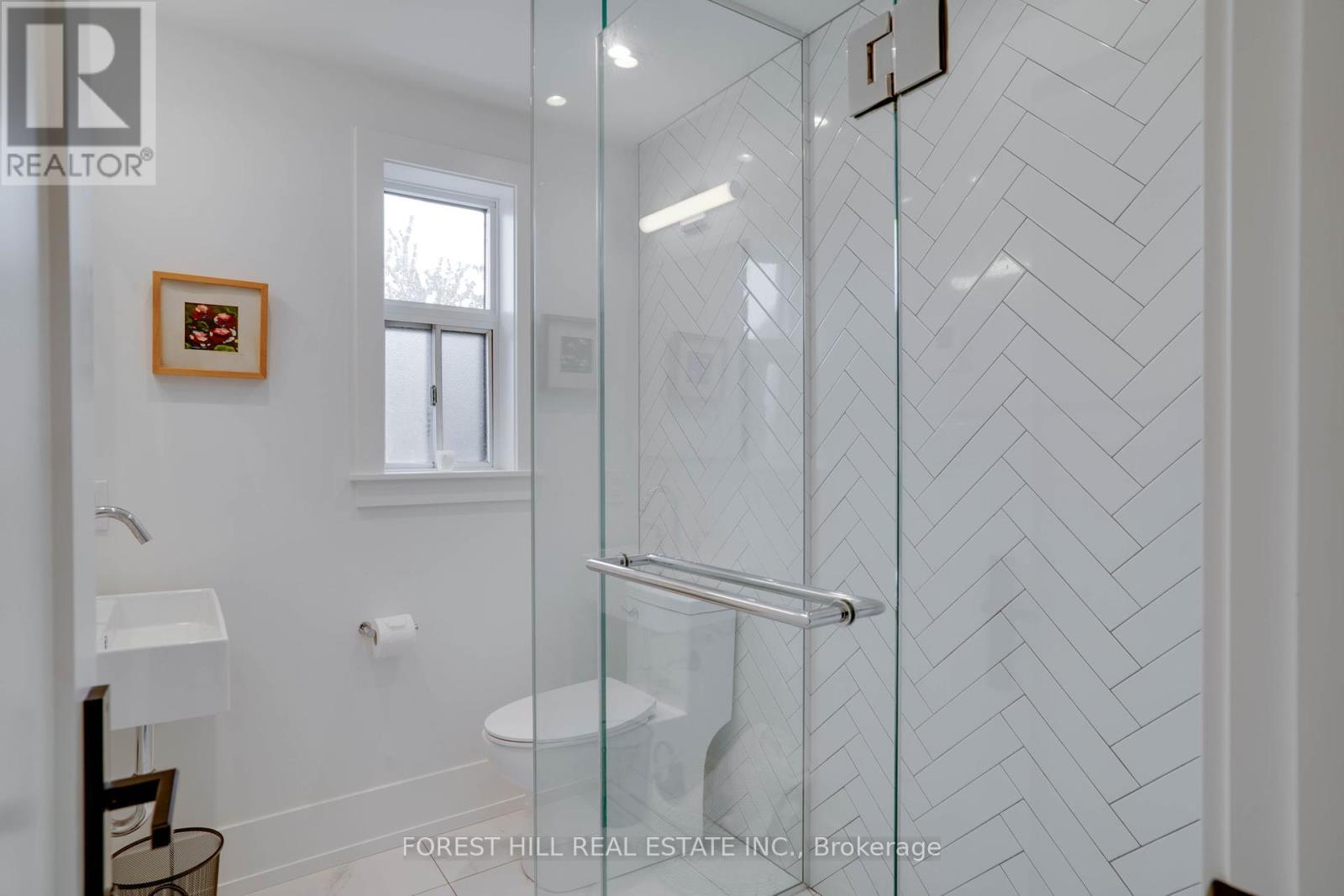 134 Tyrrel Avenue, Toronto (Wychwood), Ontario  M6G 2G5 - Photo 36 - C12413684
