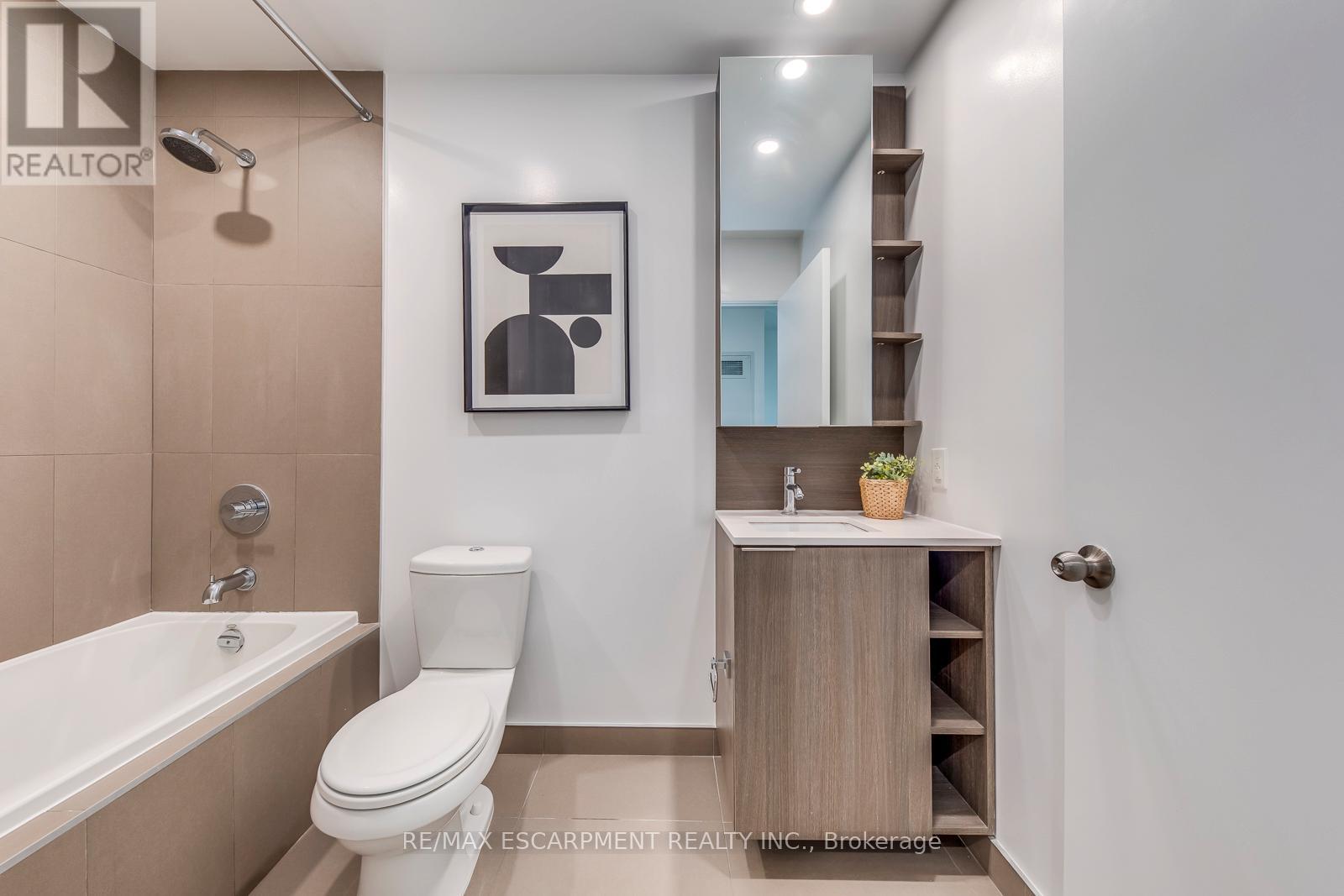 1304 - 55 Regent Park Boulevard, Toronto, Ontario  M5A 3H6 - Photo 22 - C12413720