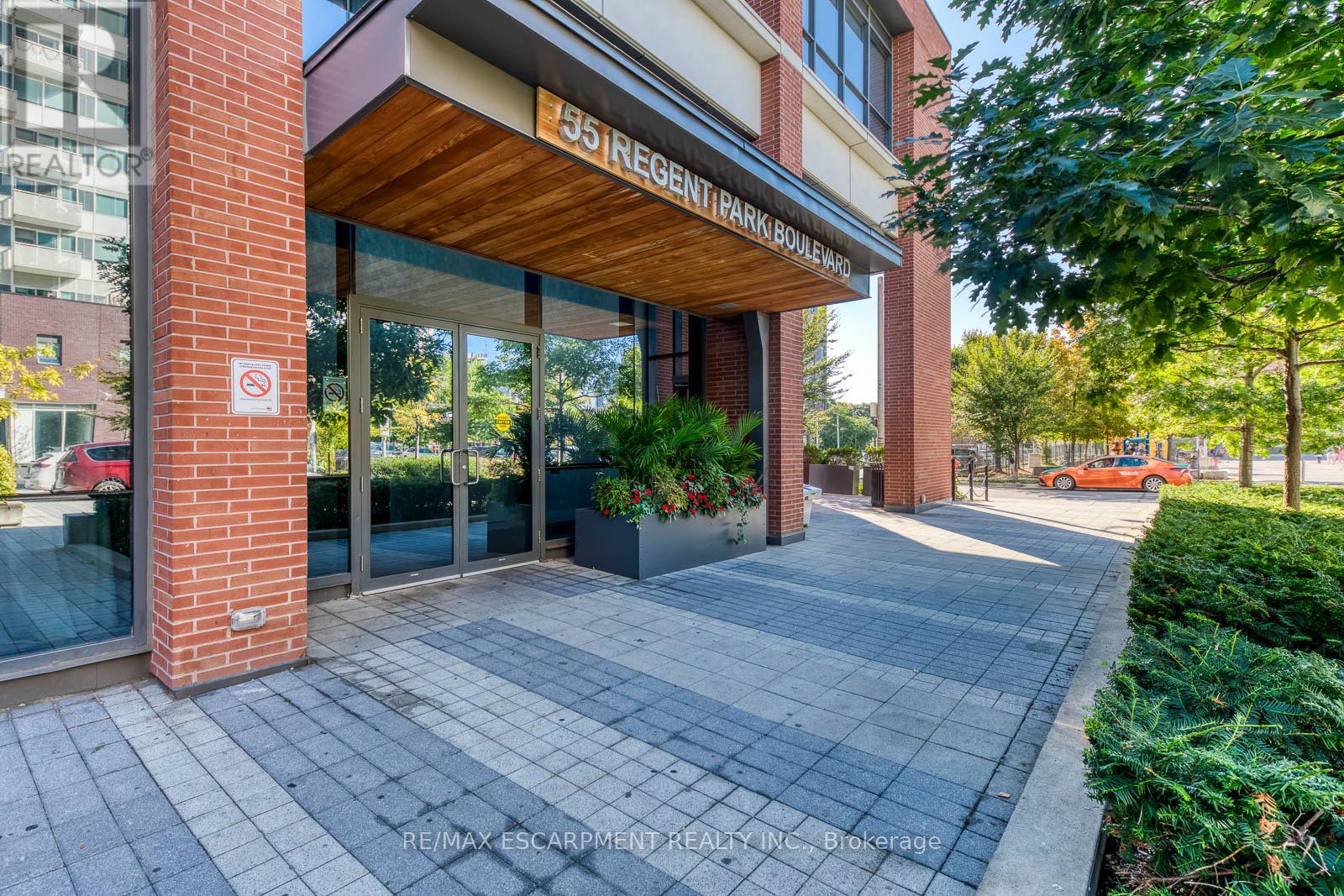 1304 - 55 Regent Park Boulevard, Toronto, Ontario  M5A 3H6 - Photo 3 - C12413720