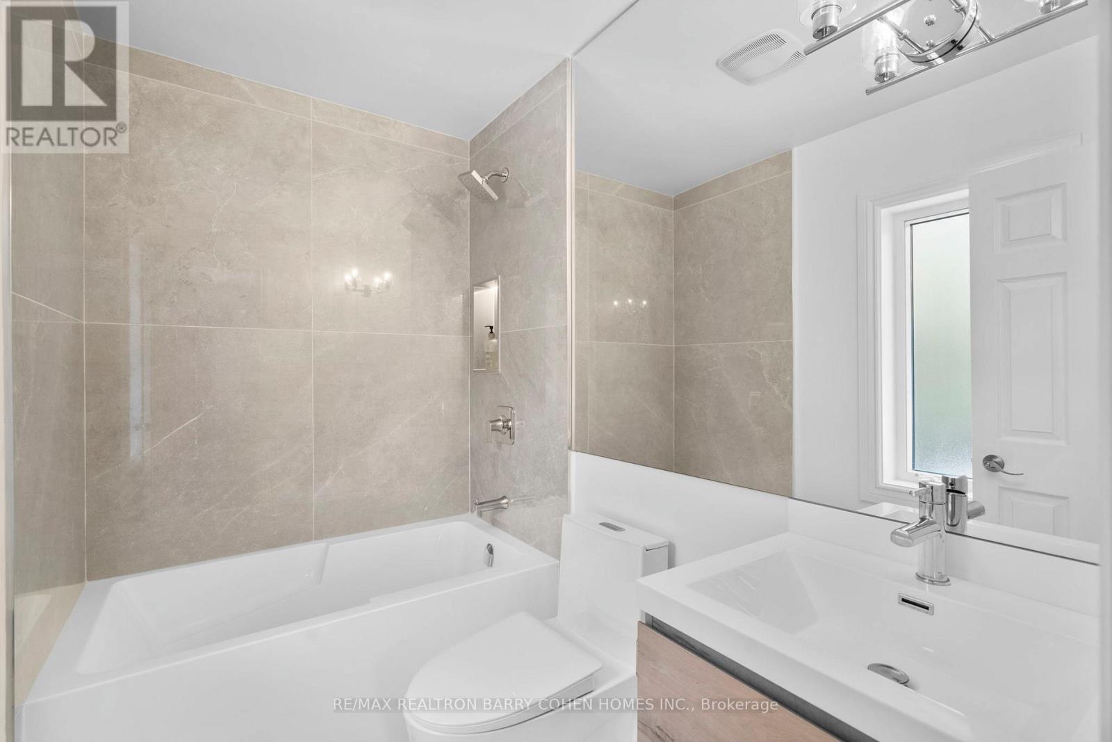 151 Highland Crescent, Toronto, Ontario  M2L 1H2 - Photo 32 - C12413744