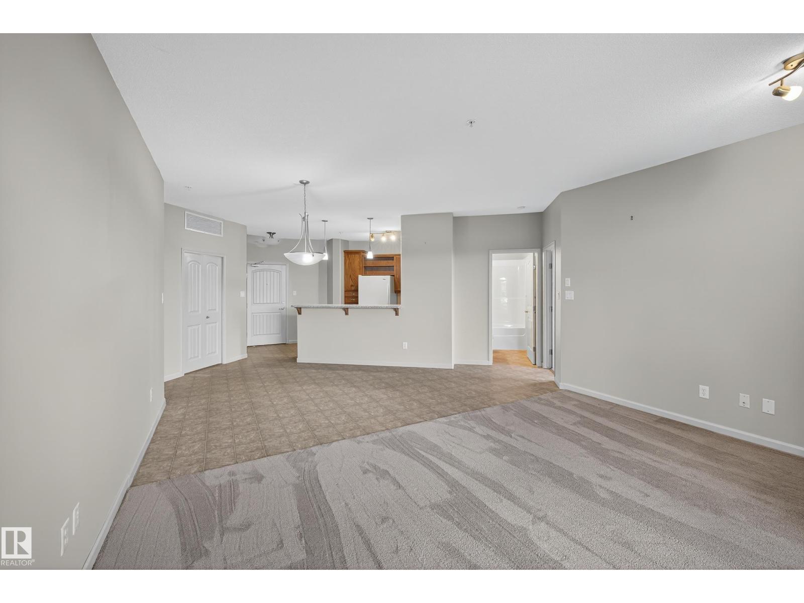 #112 2503 Hanna Cr Nw, Edmonton, Alberta  T6R 0H1 - Photo 9 - E4458338