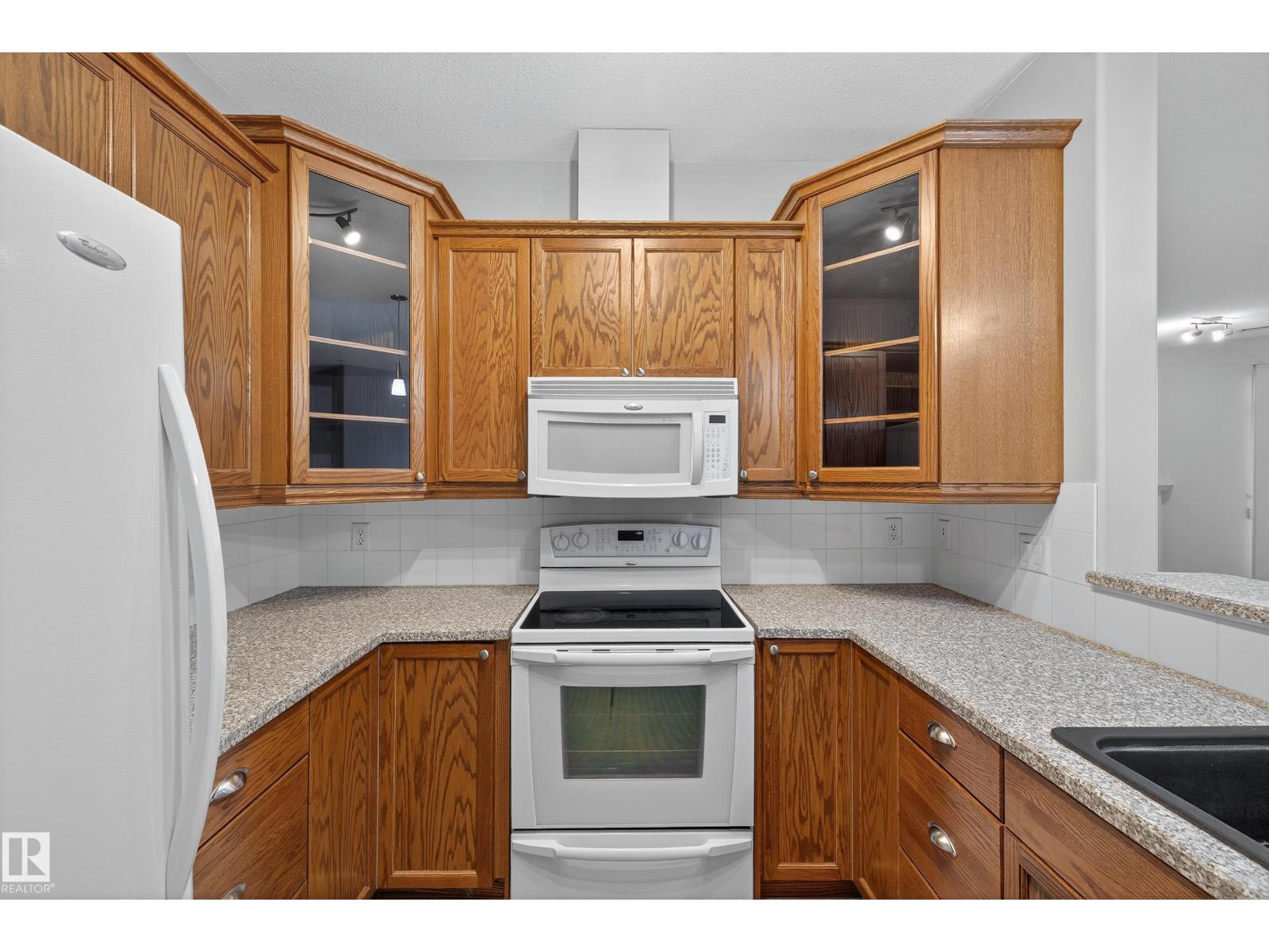 #112 2503 Hanna Cr Nw, Edmonton, Alberta  T6R 0H1 - Photo 5 - E4458338