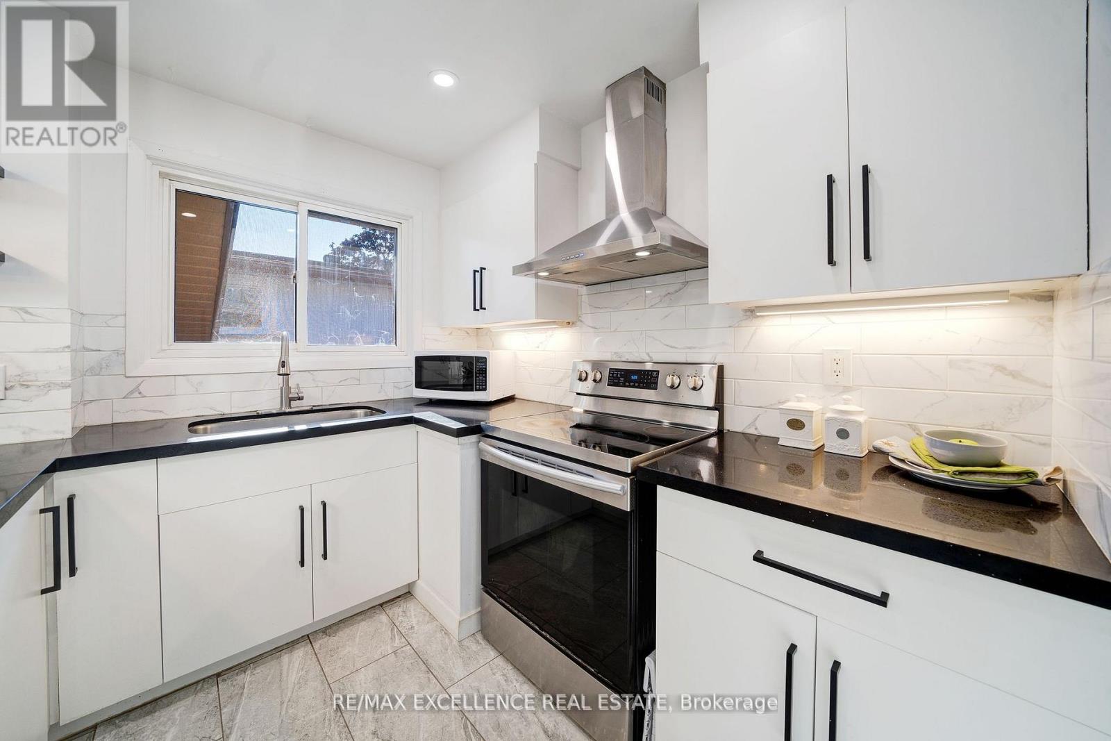 110 Seneca Avenue, Oshawa, Ontario  L1G 3V4 - Photo 12 - E12413745