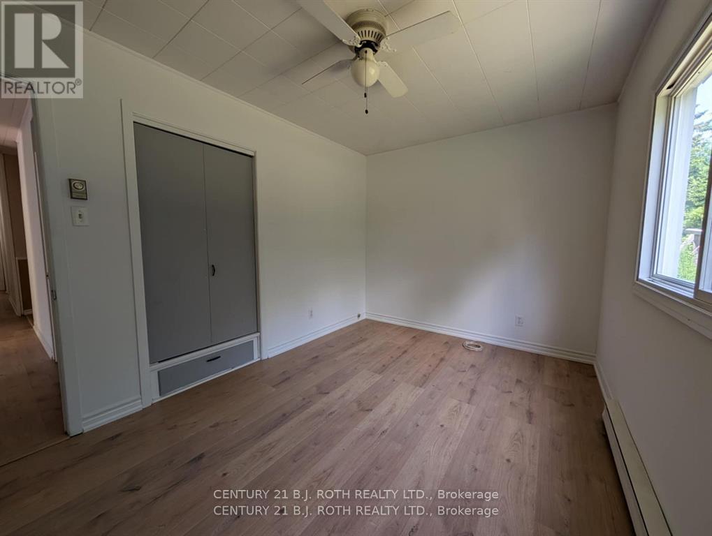 890 Lebanon Drive, Innisfil, Ontario  L9S 2C4 - Photo 14 - N12413683