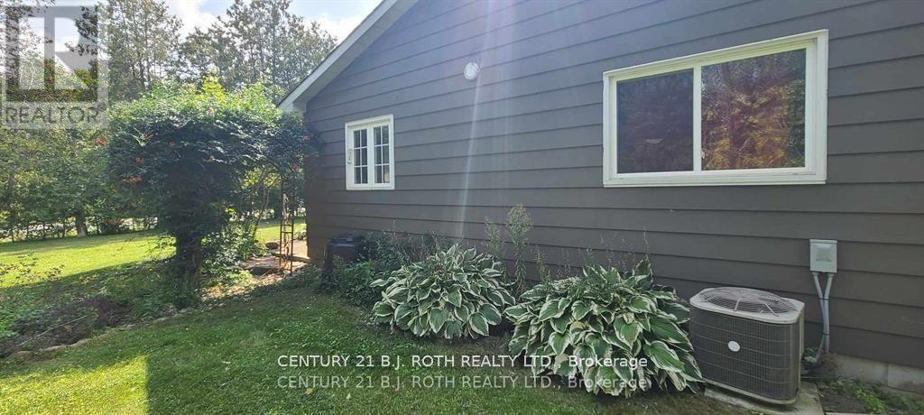 890 Lebanon Drive, Innisfil, Ontario  L9S 2C4 - Photo 22 - N12413683