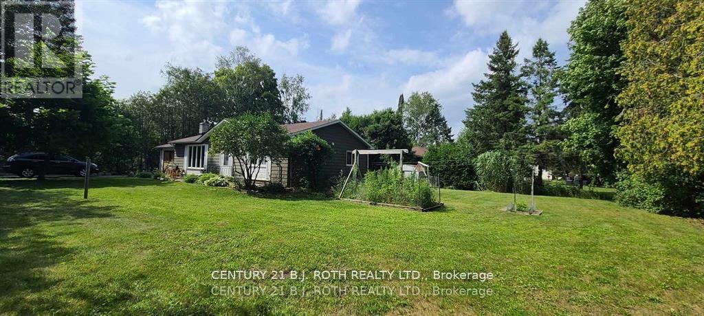 890 Lebanon Drive, Innisfil, Ontario  L9S 2C4 - Photo 25 - N12413683