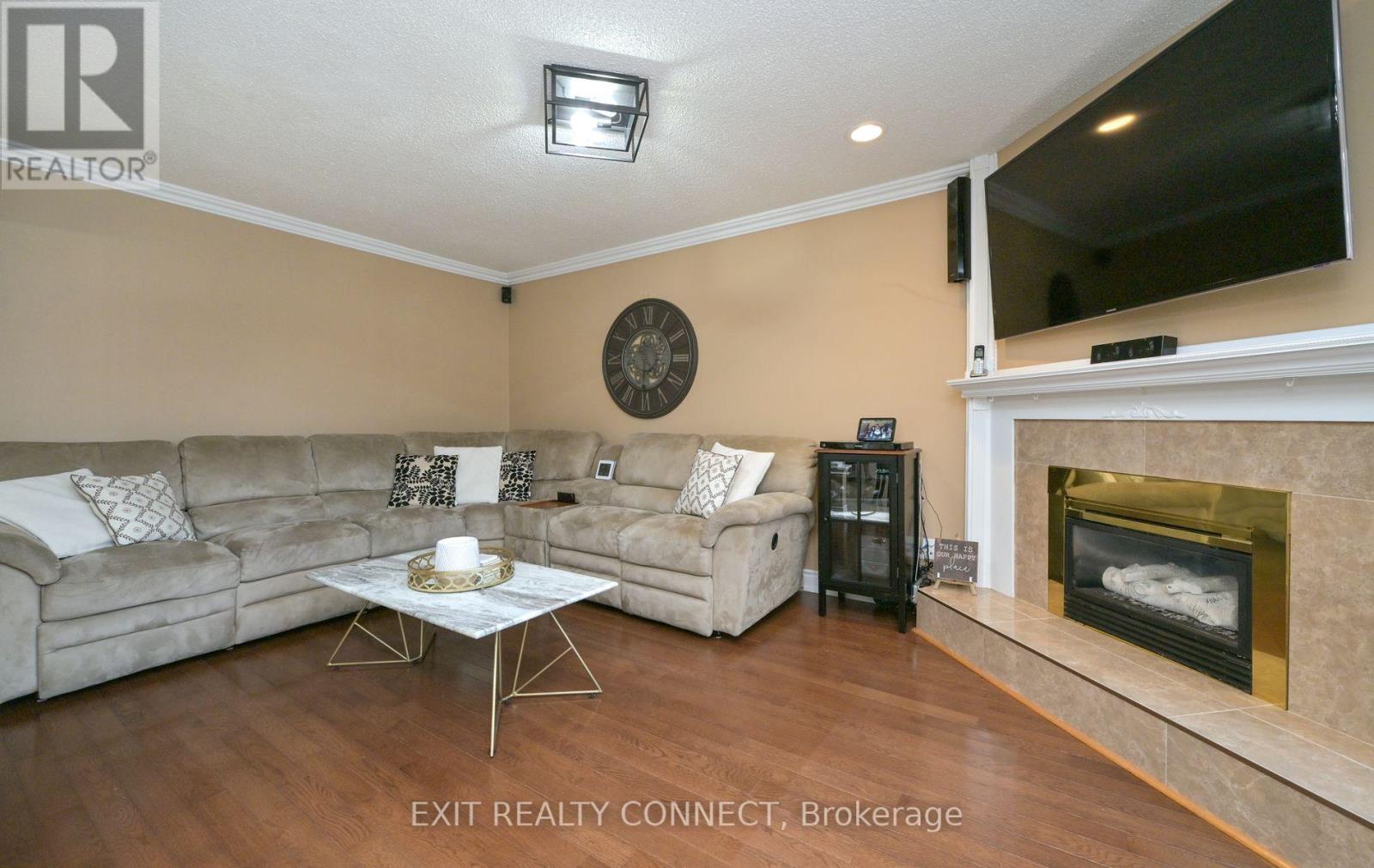 8912 Martin Grove Road, Vaughan, Ontario  L4H 1C3 - Photo 17 - N12413700