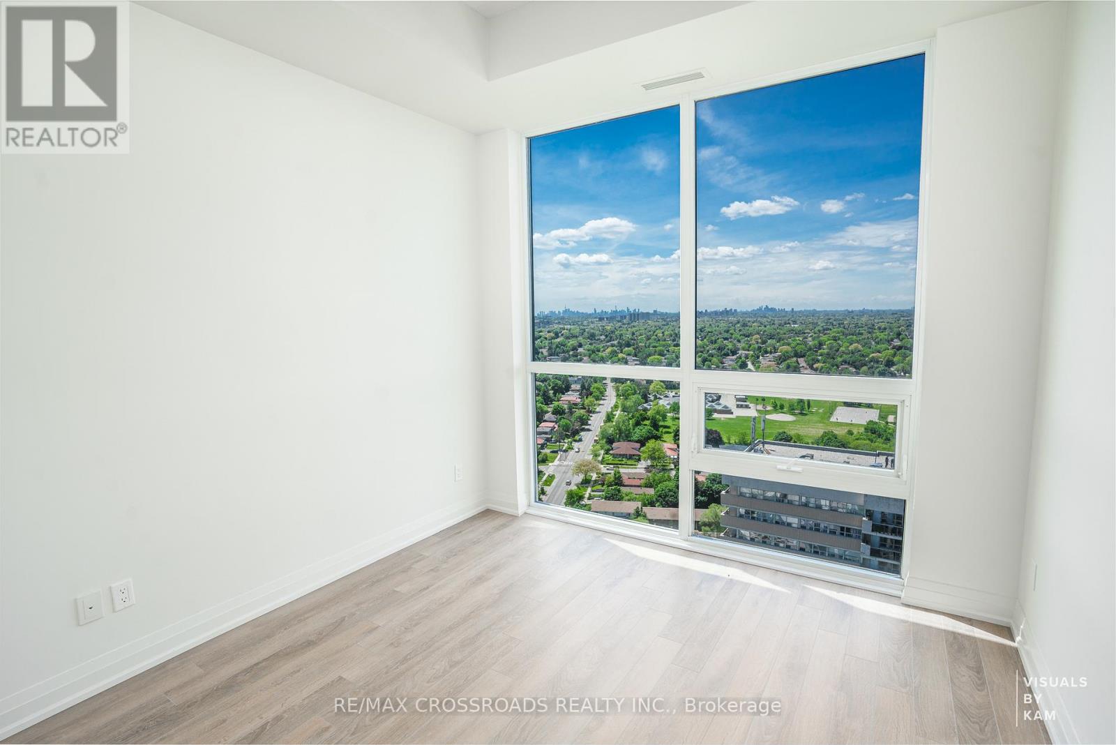 2707 - 20 Meadowglen Place, Toronto, Ontario  M1G 0A8 - Photo 12 - E12413053