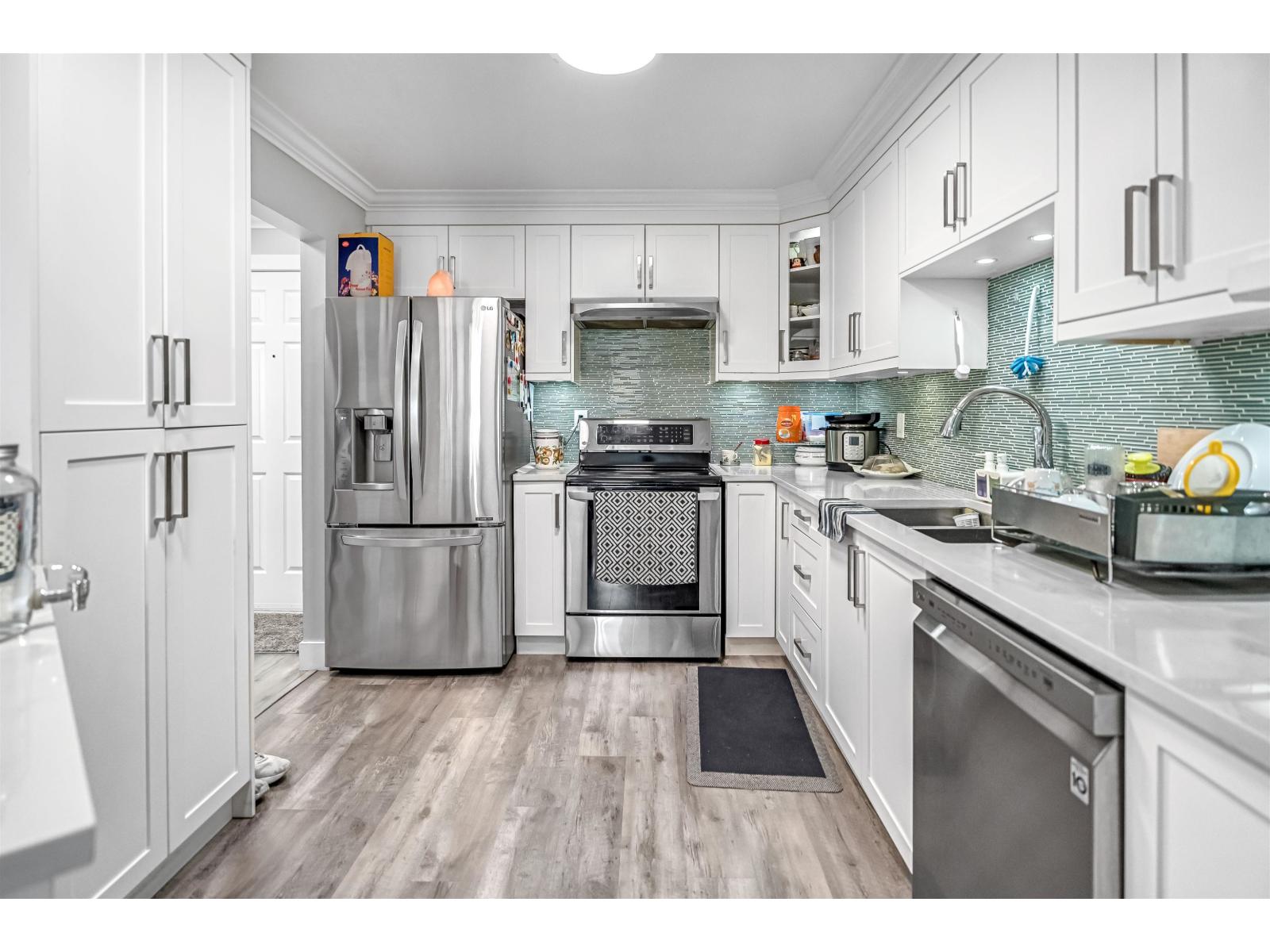 #205 8068 120a Street, Surrey, British Columbia  V3W 3P3 - Photo 2 - R3033726