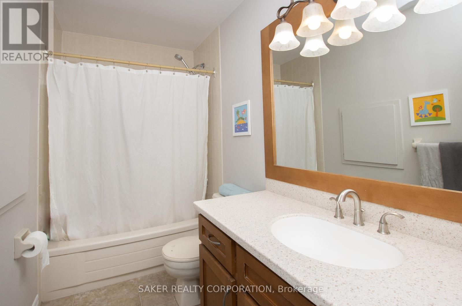 57 Thames Street, Middlesex Centre, Ontario  N0L 1E0 - Photo 15 - X12413770