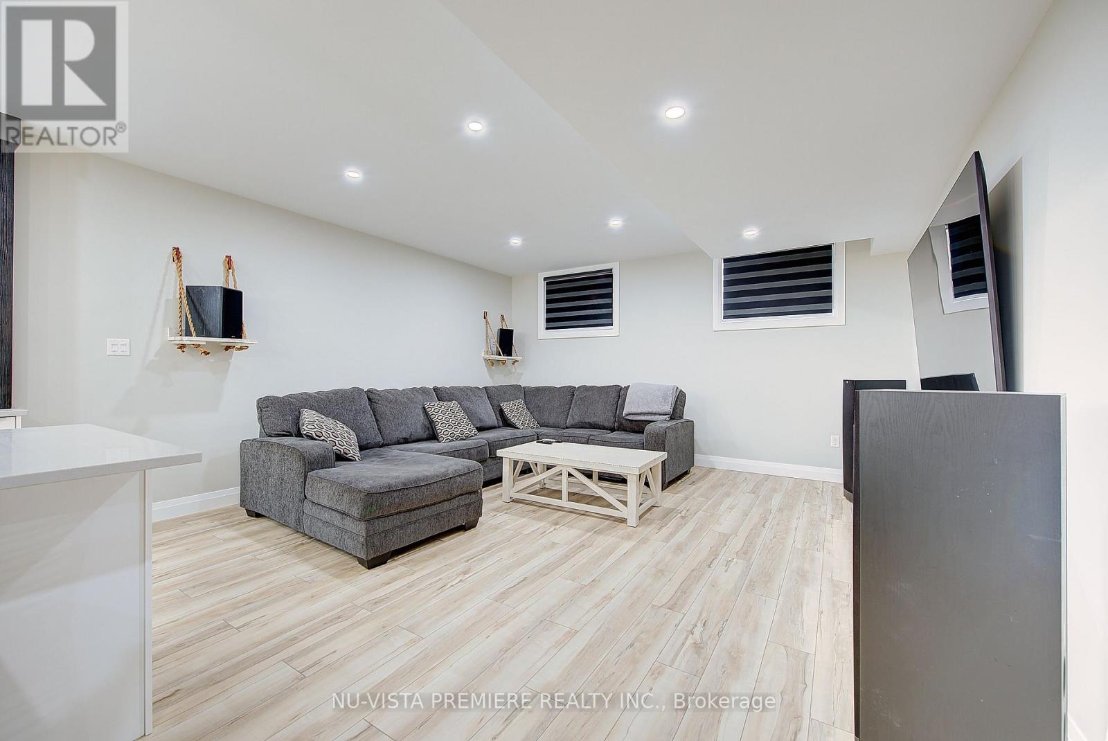 7442 Silver Creek Crescent, London South, Ontario  N6P 0G6 - Photo 42 - X12413782
