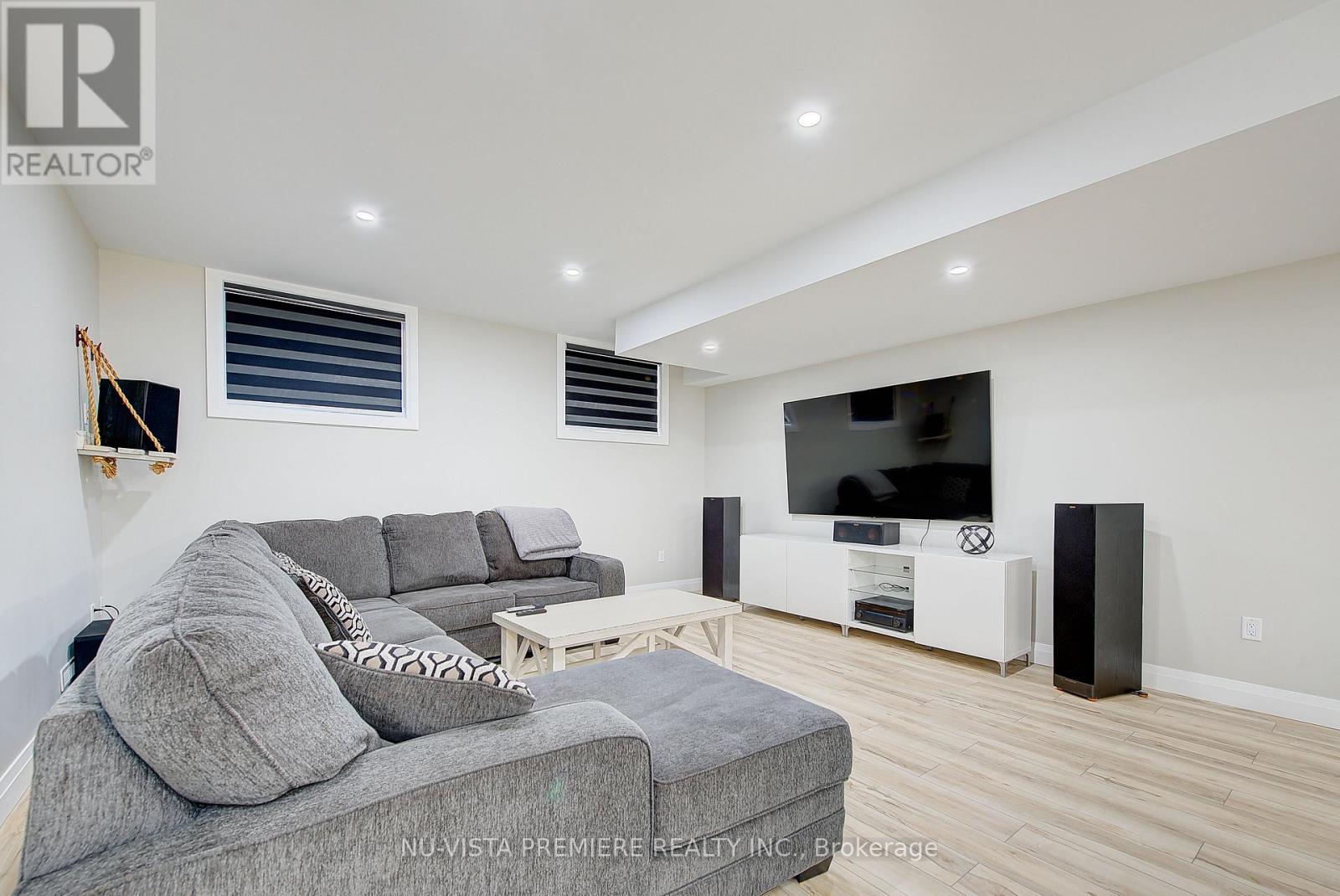 7442 Silver Creek Crescent, London South, Ontario  N6P 0G6 - Photo 43 - X12413782