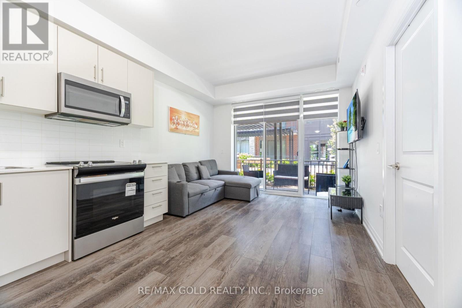113 - 95 Attmar Drive, Brampton, Ontario  L6P 0Y6 - Photo 4 - W12413676