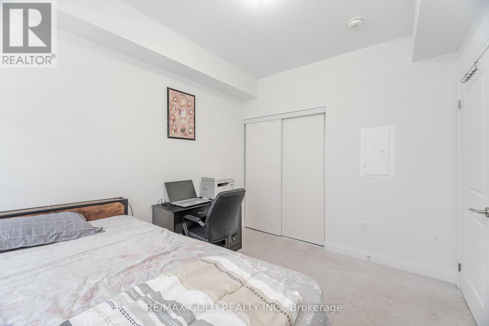 113 - 95 Attmar Drive, Brampton, Ontario  L6P 0Y6 - Photo 9 - W12413676