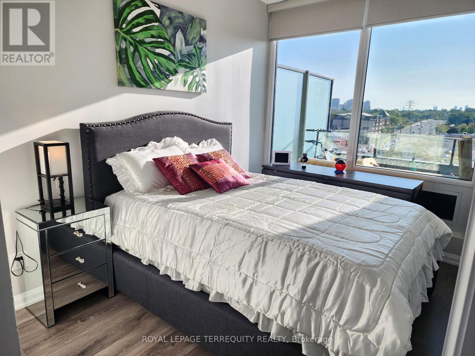 610 - 4208 Dundas Street, Toronto, Ontario  M8X 0B1 - Photo 14 - W12413703