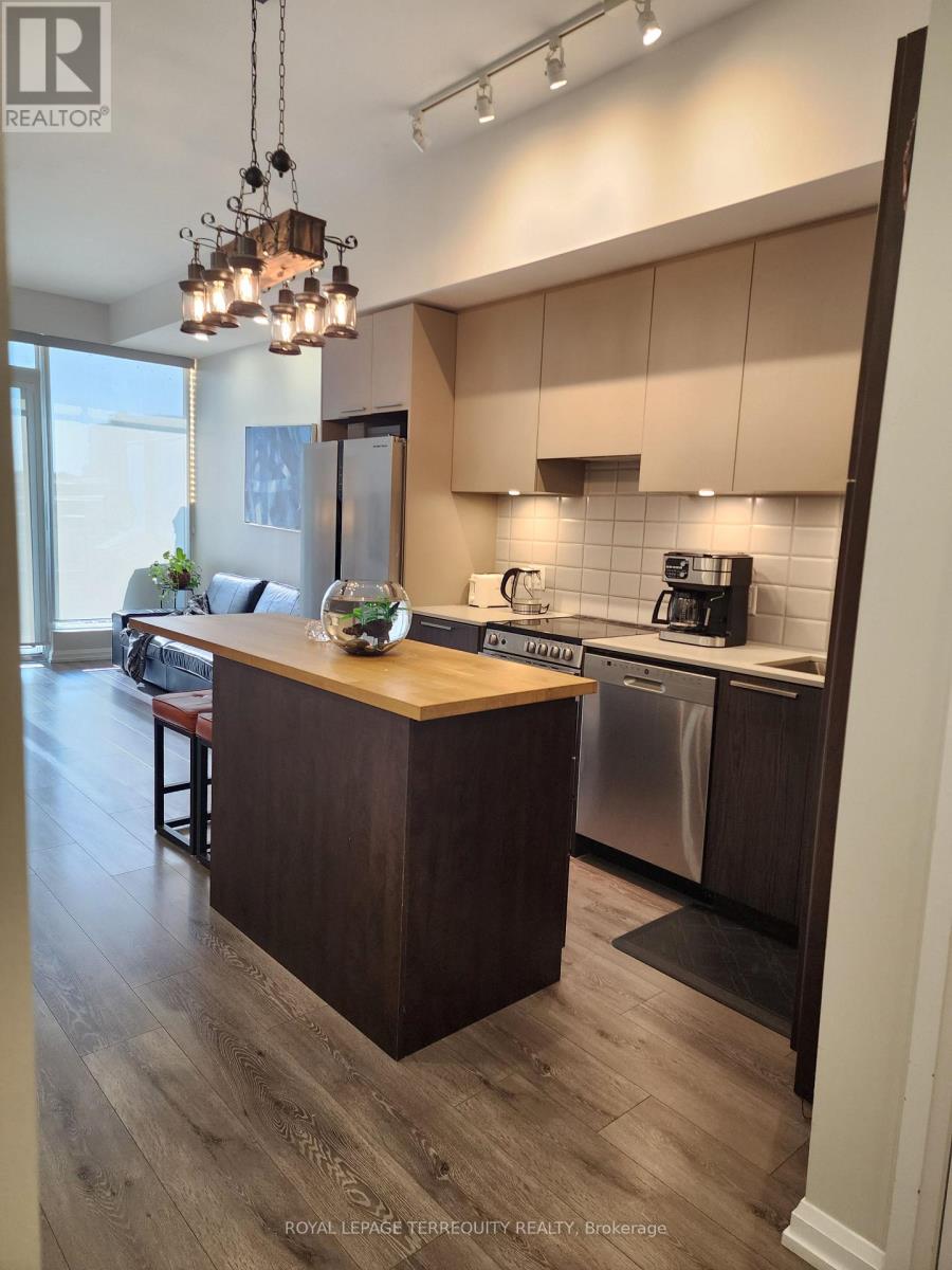 610 - 4208 Dundas Street, Toronto, Ontario  M8X 0B1 - Photo 6 - W12413703