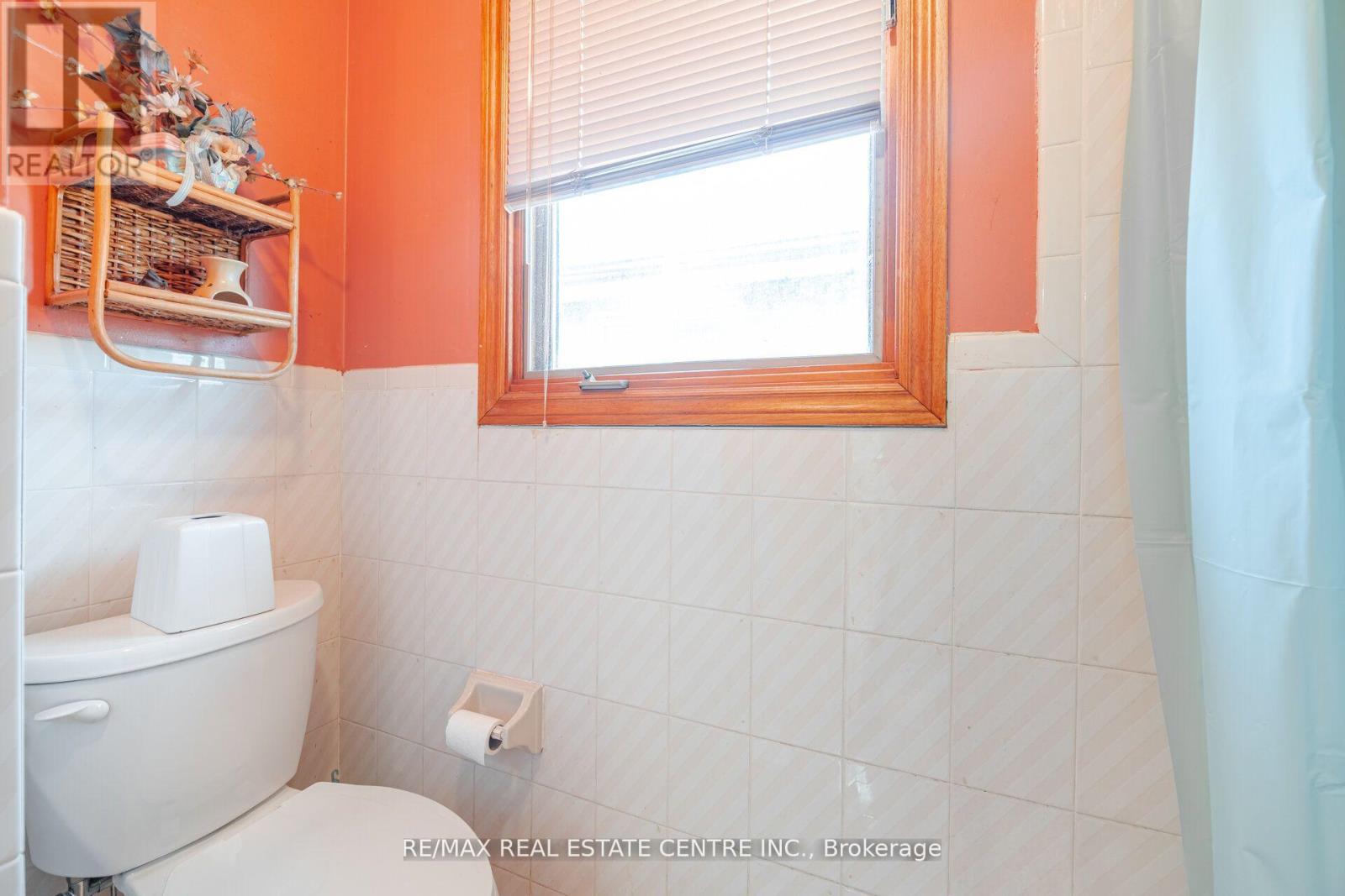 262 Boxmoor Place, Mississauga, Ontario  L5B 3L4 - Photo 36 - W12413733