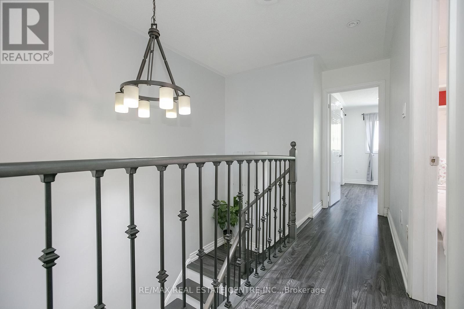 5600 Cortina Crescent, Mississauga, Ontario  L4Z 3R3 - Photo 14 - W12413740