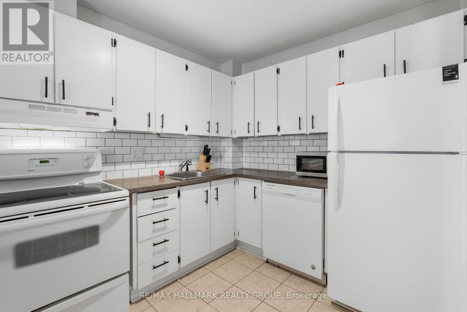 107 - 3445 Uplands Drive, Ottawa, Ontario  K1V 9N5 - Photo 7 - X12413773