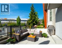 TH13 108 E 8TH STREET, North Vancouver, British Columbia