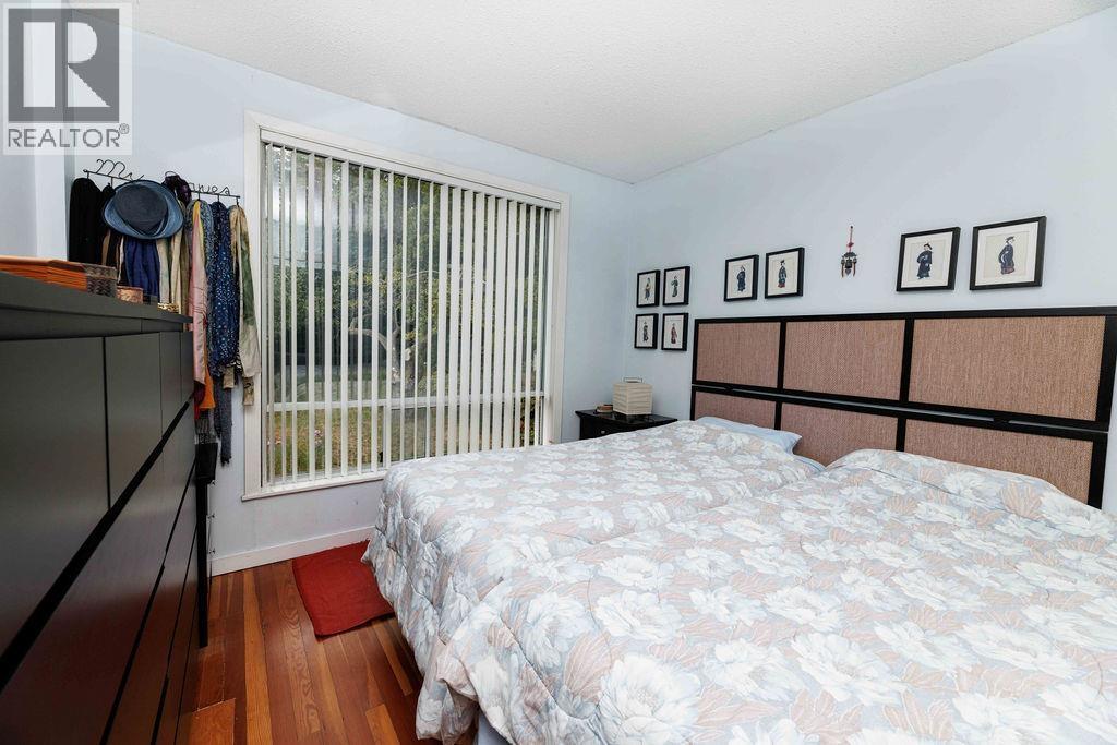 589 Seaview Road, Gibsons, British Columbia  V0N 1V9 - Photo 16 - R3049847