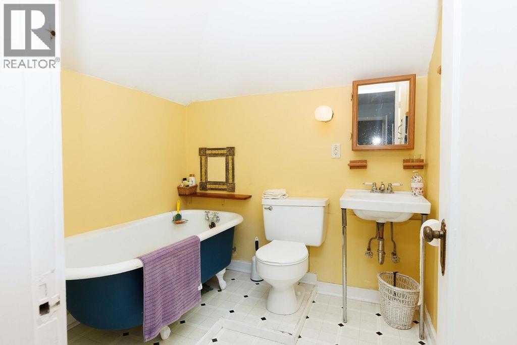 589 Seaview Road, Gibsons, British Columbia  V0N 1V9 - Photo 27 - R3049847