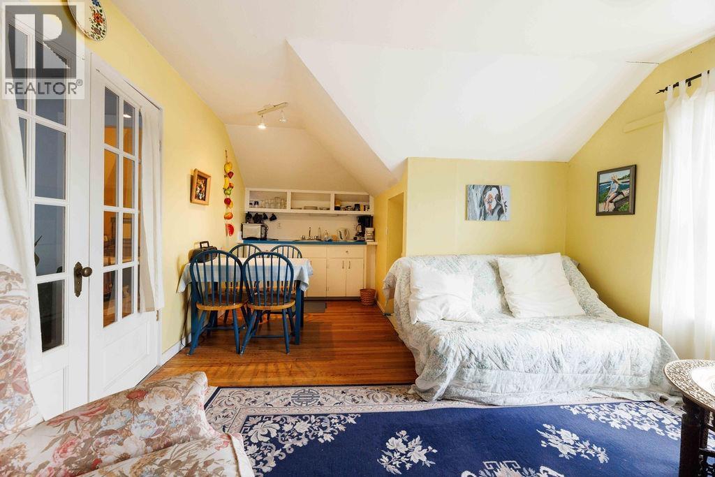 589 Seaview Road, Gibsons, British Columbia  V0N 1V9 - Photo 31 - R3049847