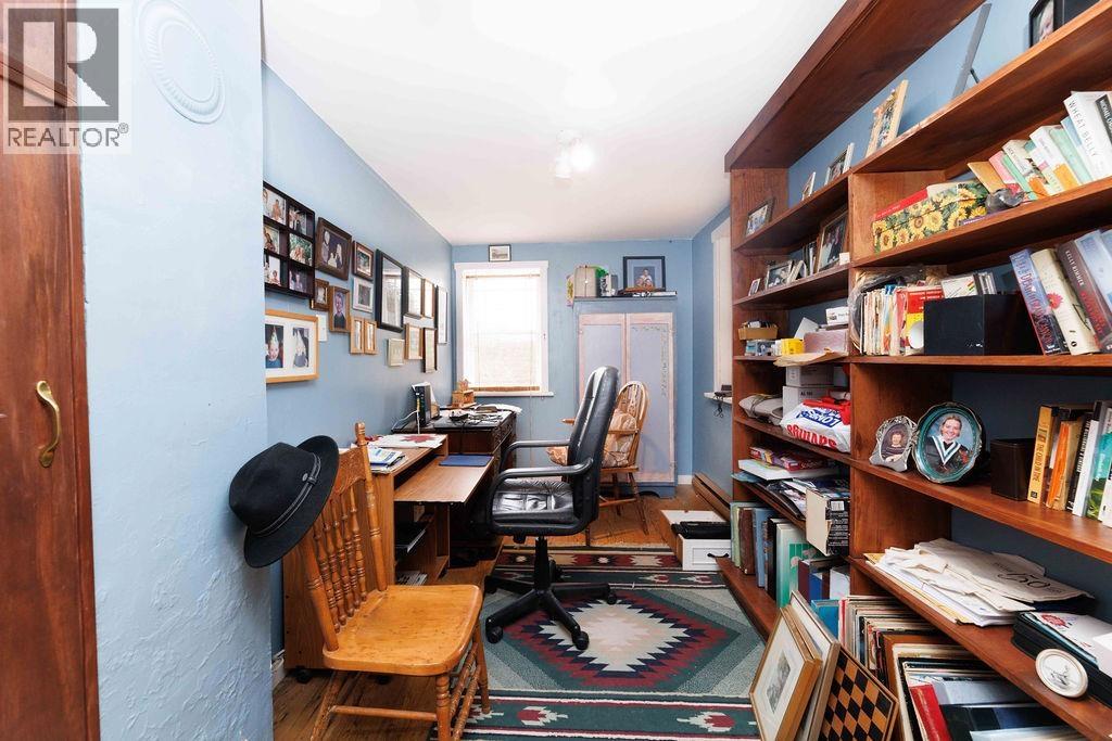 589 Seaview Road, Gibsons, British Columbia  V0N 1V9 - Photo 32 - R3049847