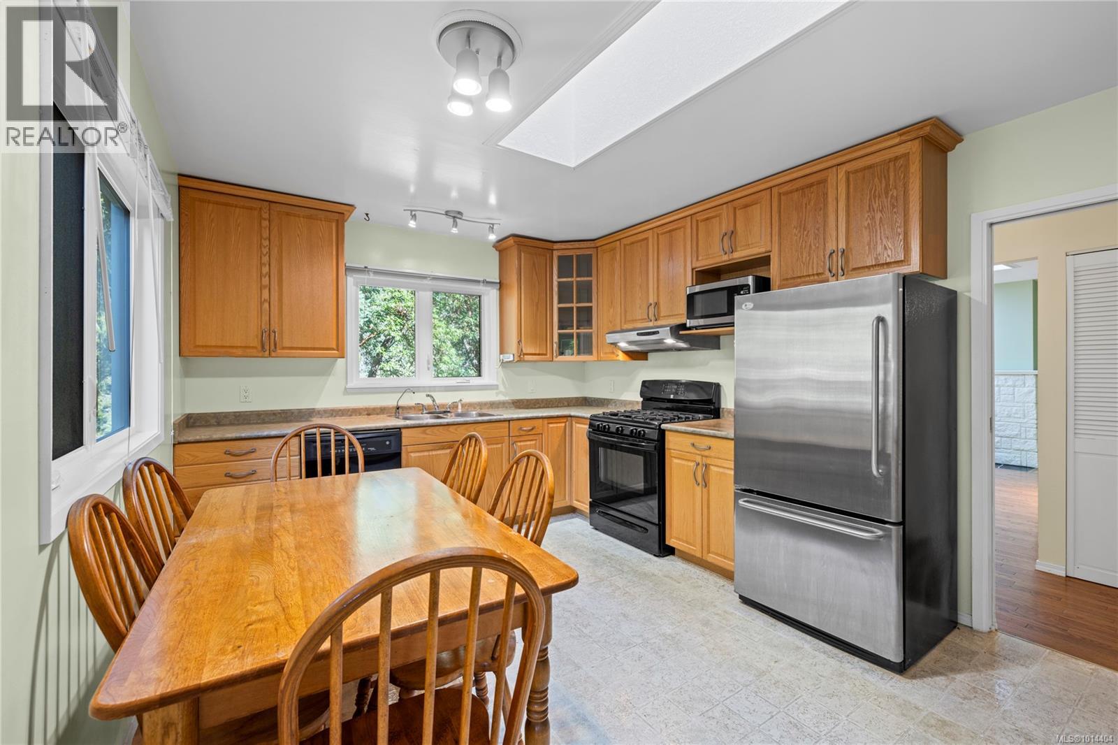 502 Quatna Rd, Qualicum Beach, British Columbia  V9K 1B4 - Photo 13 - 1014404