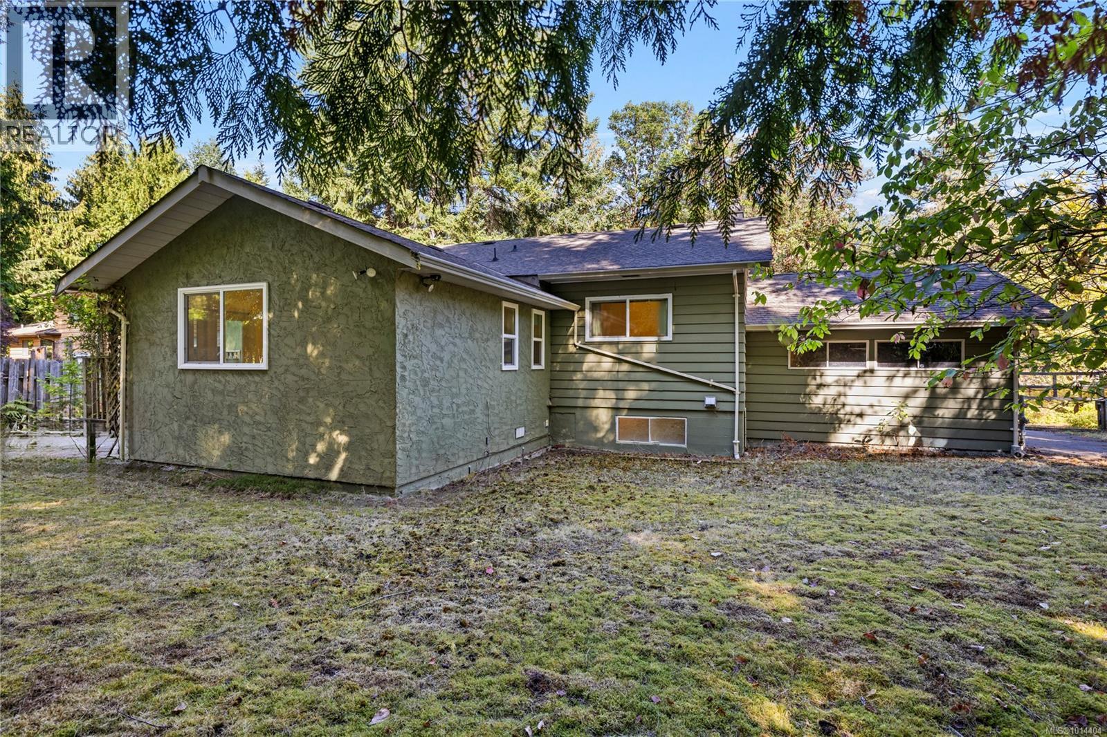 502 Quatna Rd, Qualicum Beach, British Columbia  V9K 1B4 - Photo 37 - 1014404