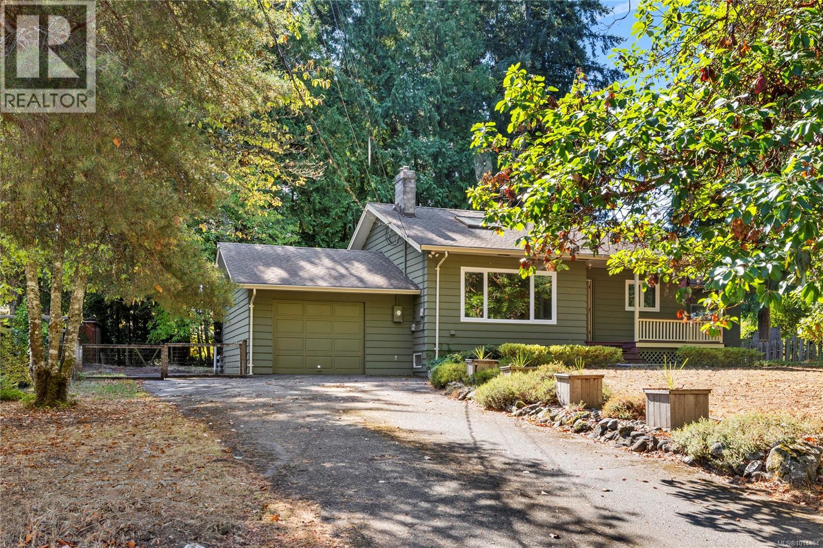 502 Quatna Rd, Qualicum Beach, British Columbia  V9K 1B4 - Photo 45 - 1014404