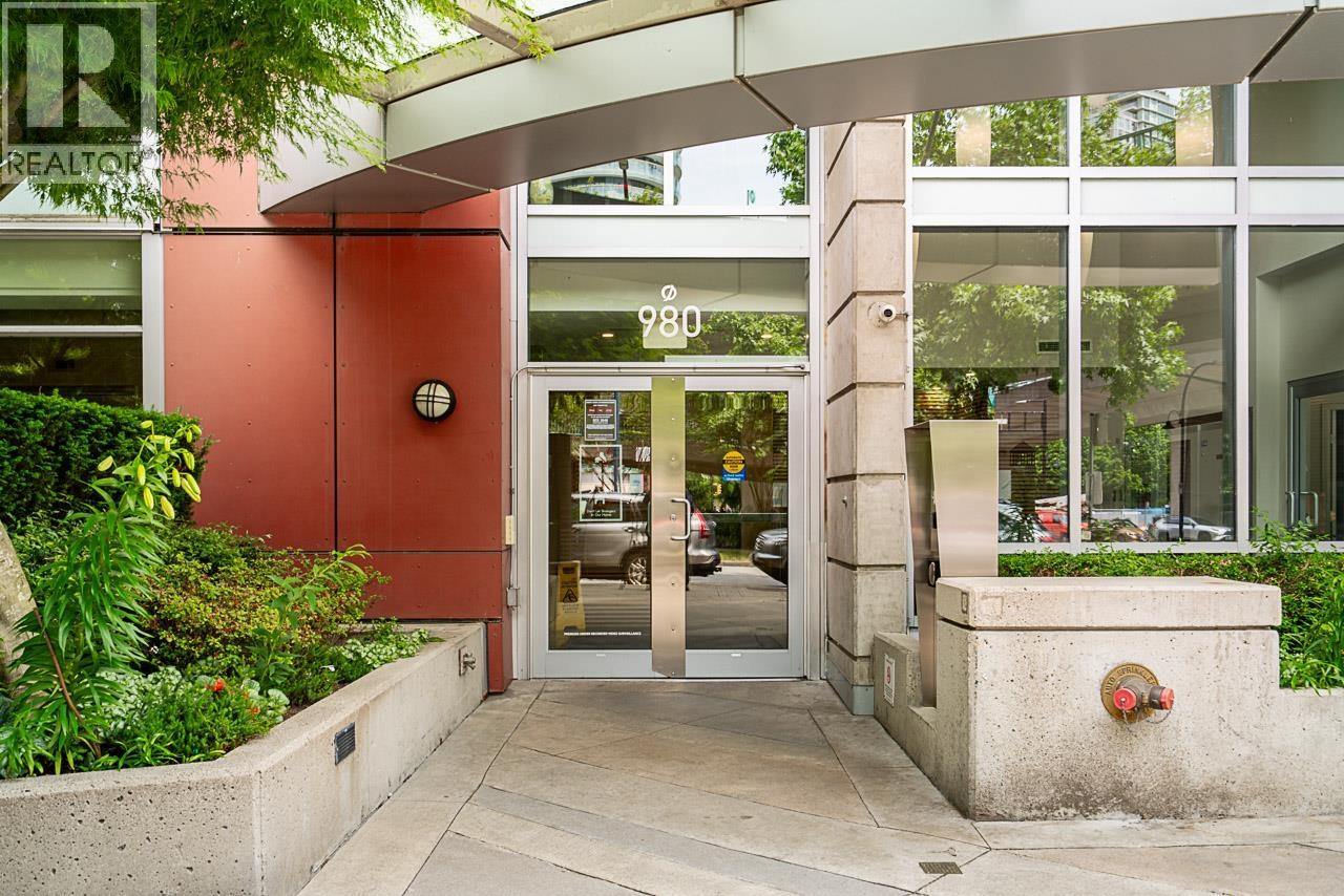 603 980 Cooperage Way, Vancouver, British Columbia  V6B 0C3 - Photo 2 - R3049786