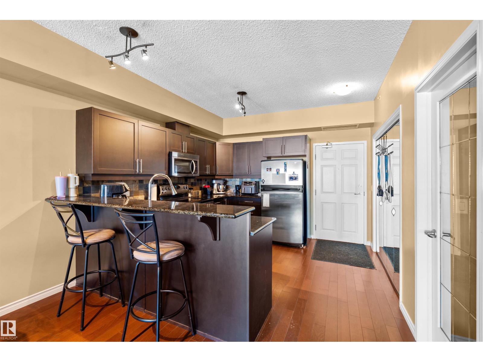 #802 10303 111 St Nw, Edmonton, Alberta  T5K 0C6 - Photo 7 - E4458434