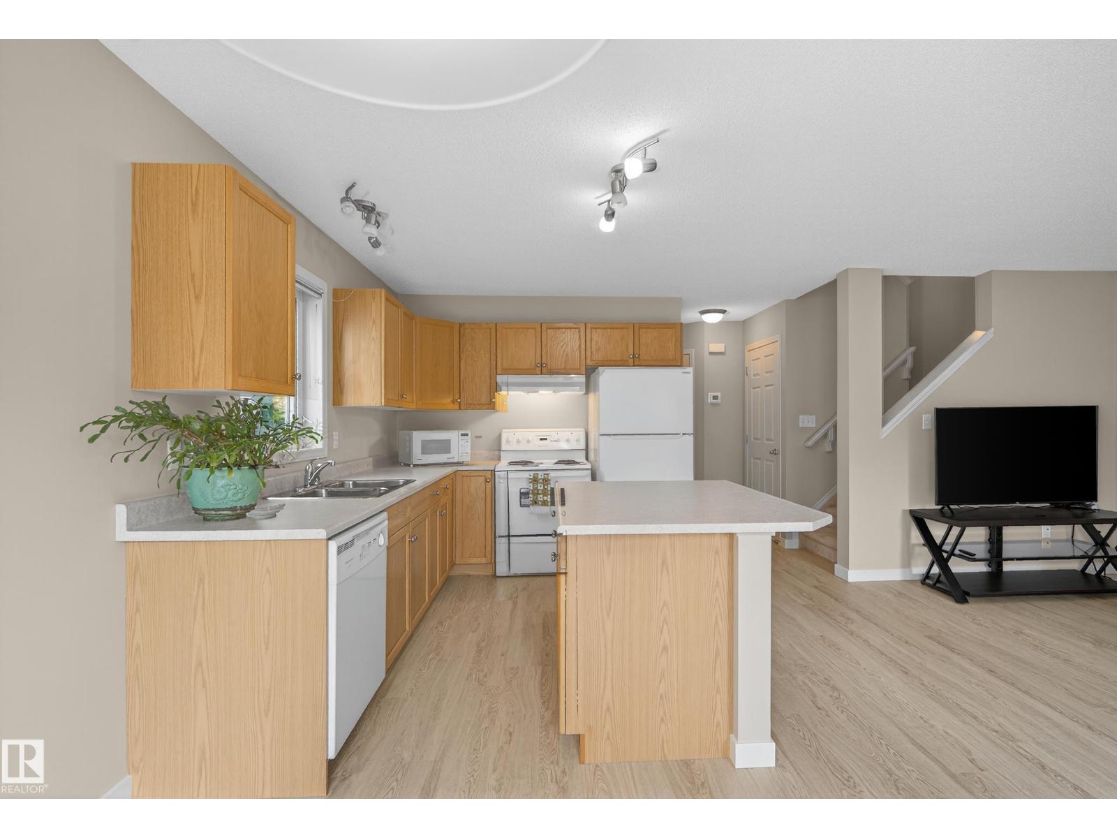 #64 2021 Grantham Ct Nw, Edmonton, Alberta  T5T 6V7 - Photo 19 - E4458435