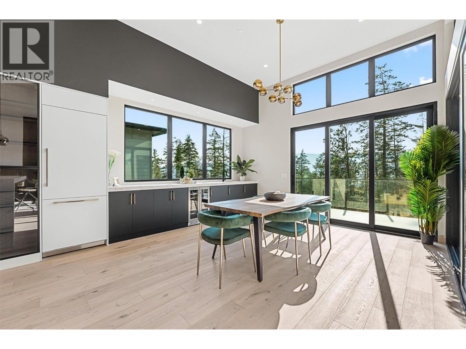 10218 Beacon Hill Drive, Lake Country, British Columbia  V4V 0A9 - Photo 25 - 10363252