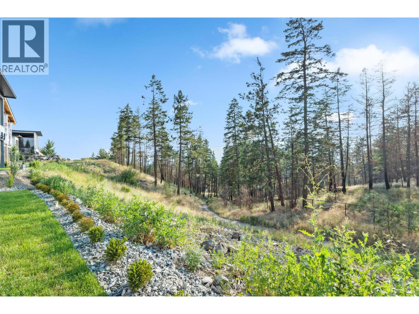 10218 Beacon Hill Drive, Lake Country, British Columbia  V4V 0A9 - Photo 72 - 10363252