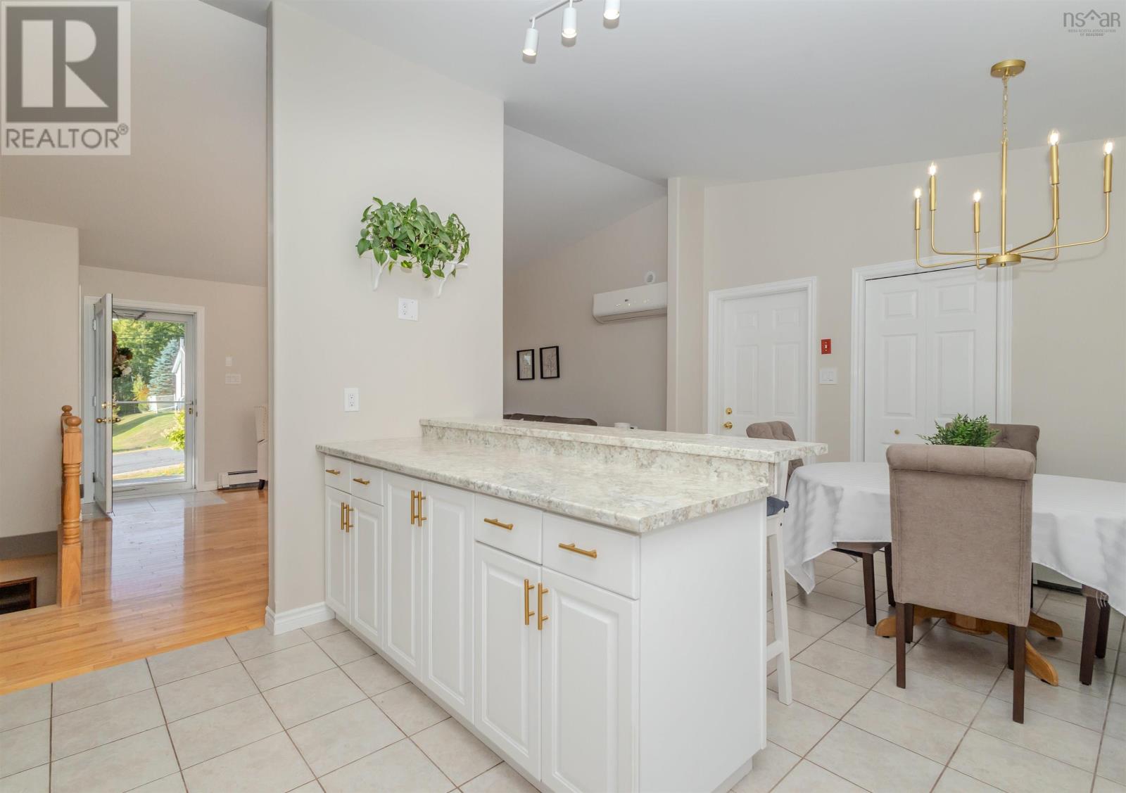 63 Mae Avenue, Sydney Mines, Nova Scotia  B1V 3K8 - Photo 10 - 202523535