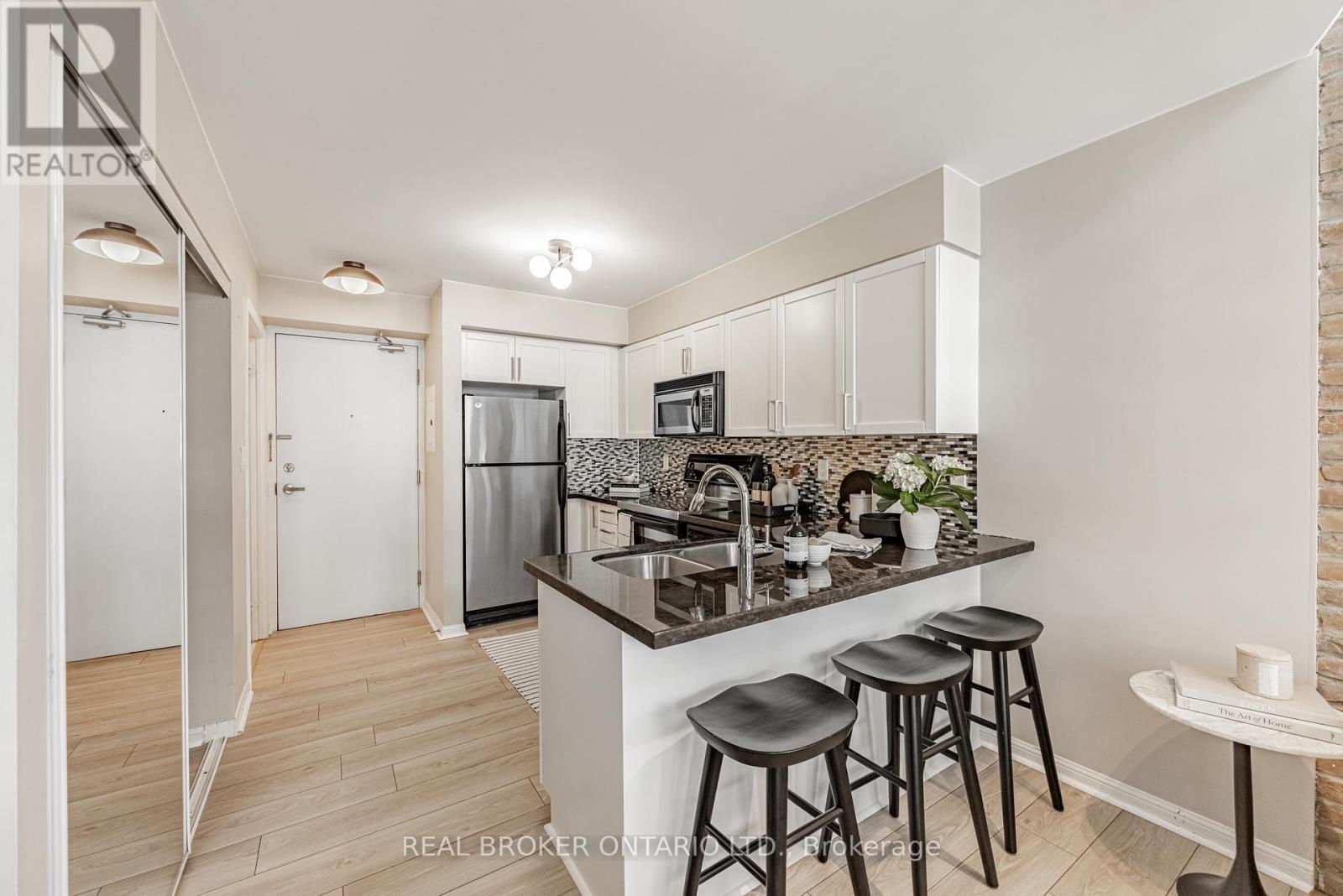 612 - 1029 King Street W, Toronto (Niagara), Ontario  M6K 3M2 - Photo 3 - C12413788