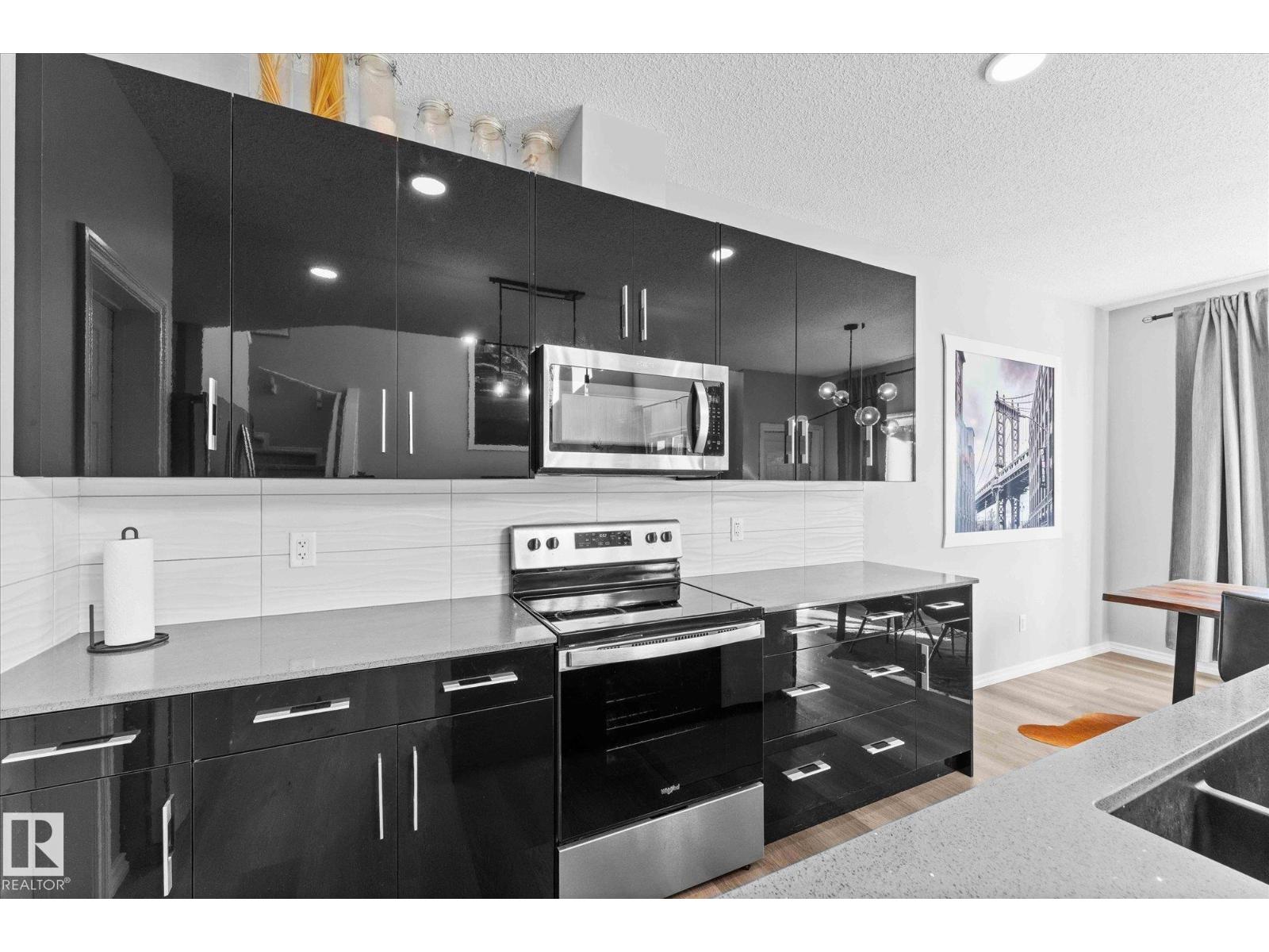 22047 93 Av Nw, Edmonton, Alberta  T5T 7N9 - Photo 6 - E4458438