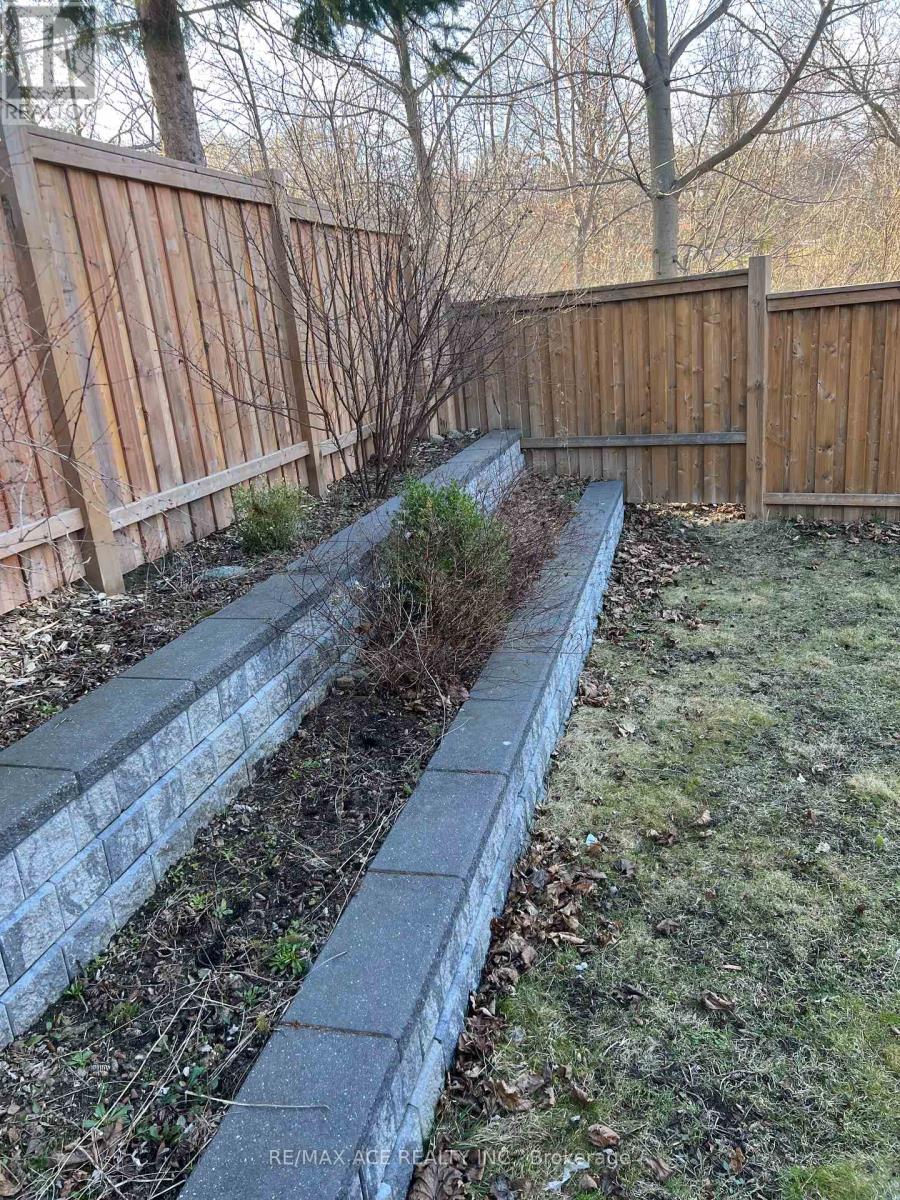 14 Hillock Place, Toronto, Ontario  M1J 2Y7 - Photo 16 - E12413795