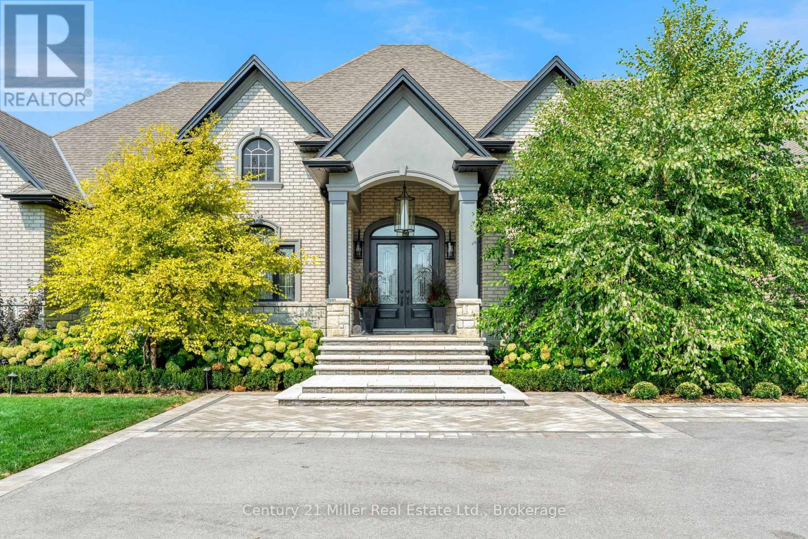 214 Jerseyville Road, Brant, Ontario  N3T 5M1 - Photo 5 - X12243538