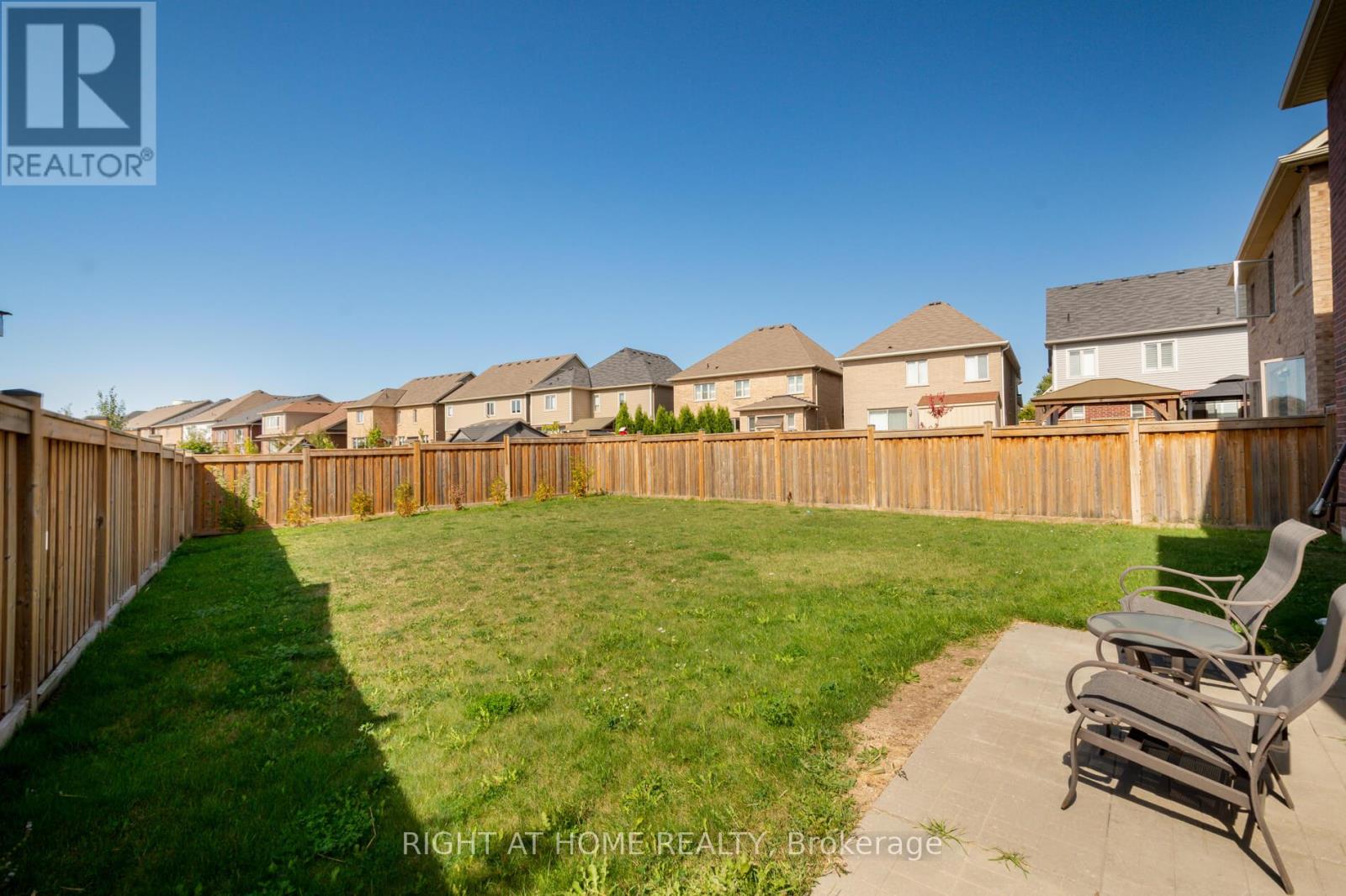 142 Martin Trail, New Tecumseth, Ontario  L0G 1W0 - Photo 37 - N12413766